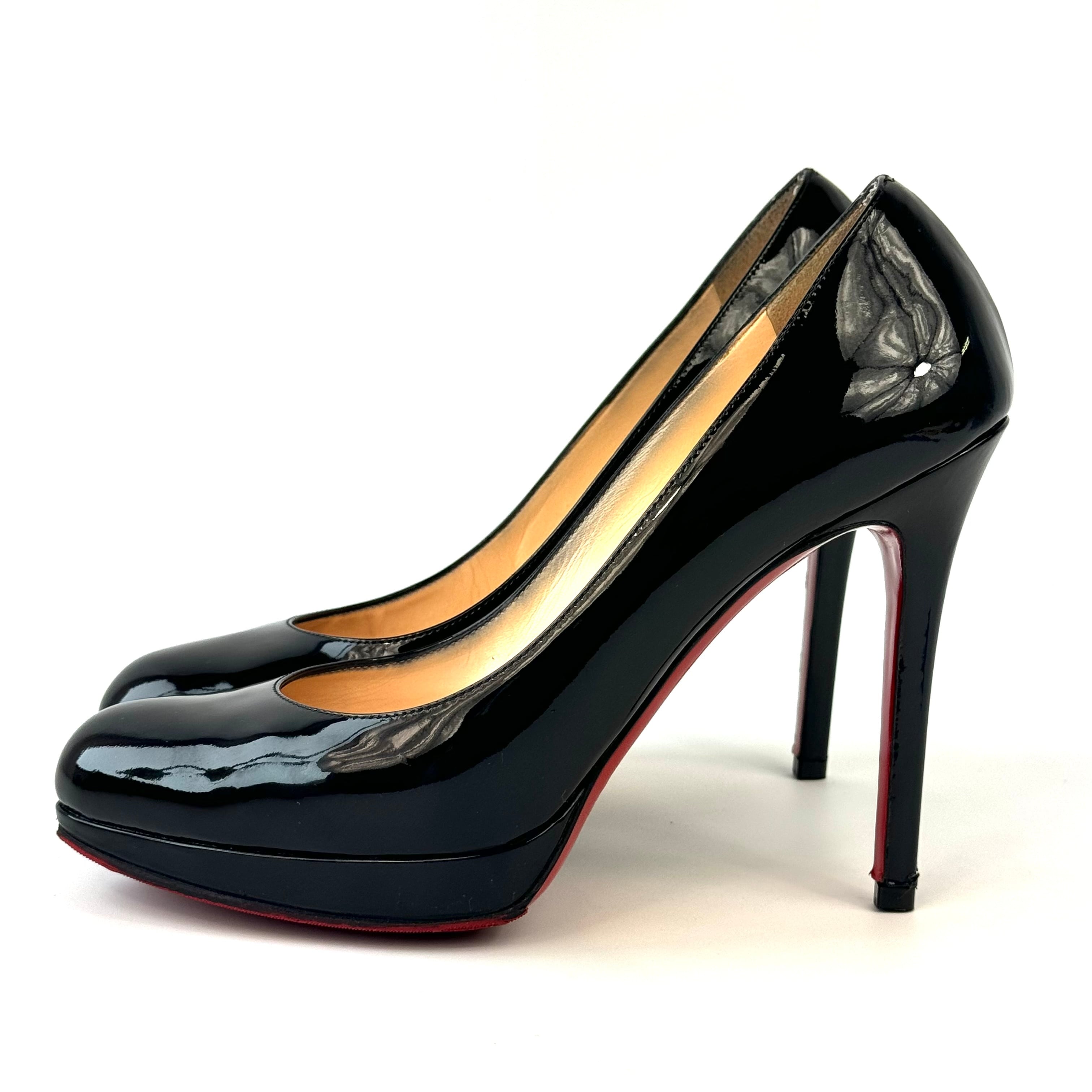 【美品】クリスチャンルブタン　ニューシンプルパンプス　ハイヒール　パテントレザー　23.5cm　黒