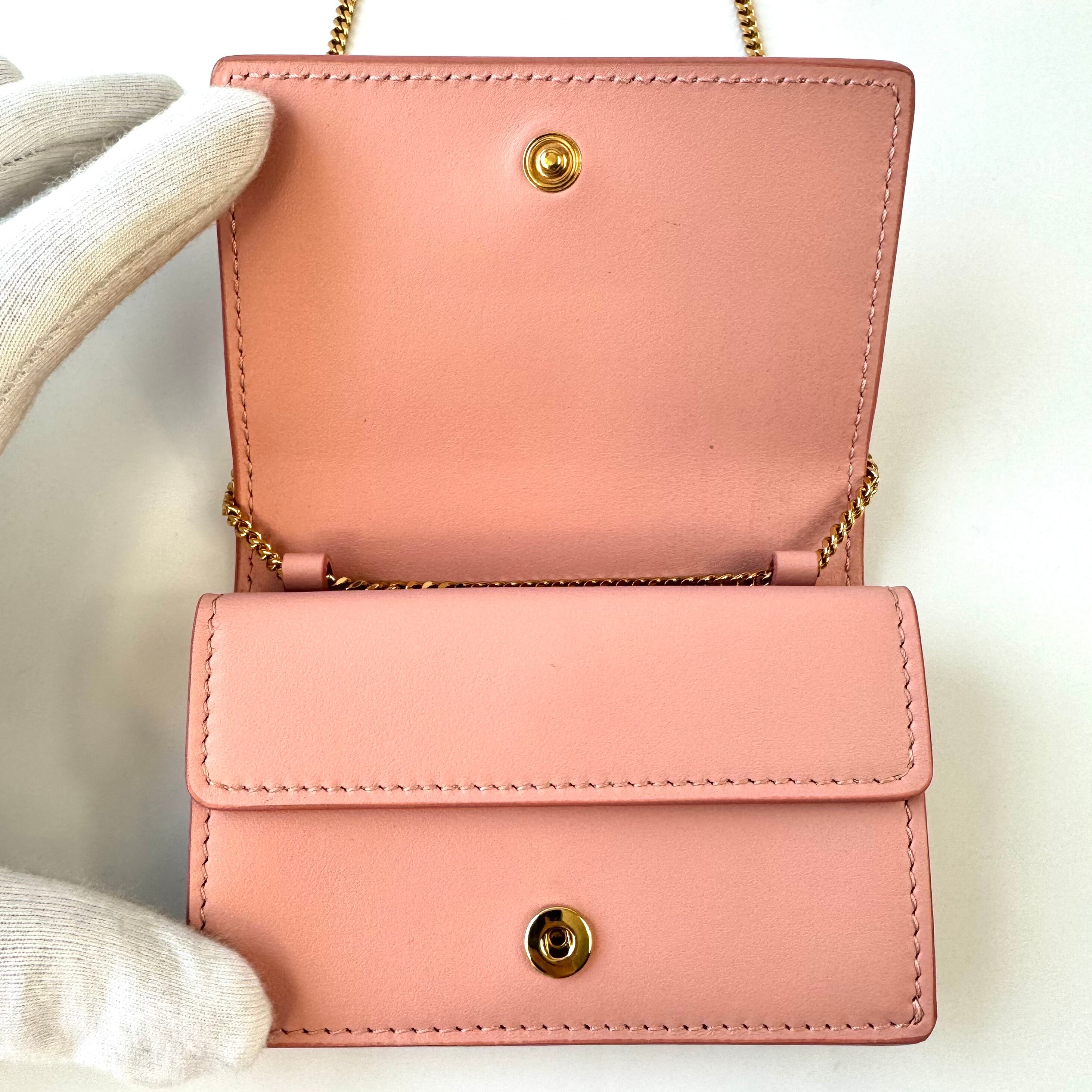 【美品】バーバリー　チェーンウォレット　コインケース　カードケース　TBロゴ　斜め掛け　二つ折り　80316271　ブラッシュピンク