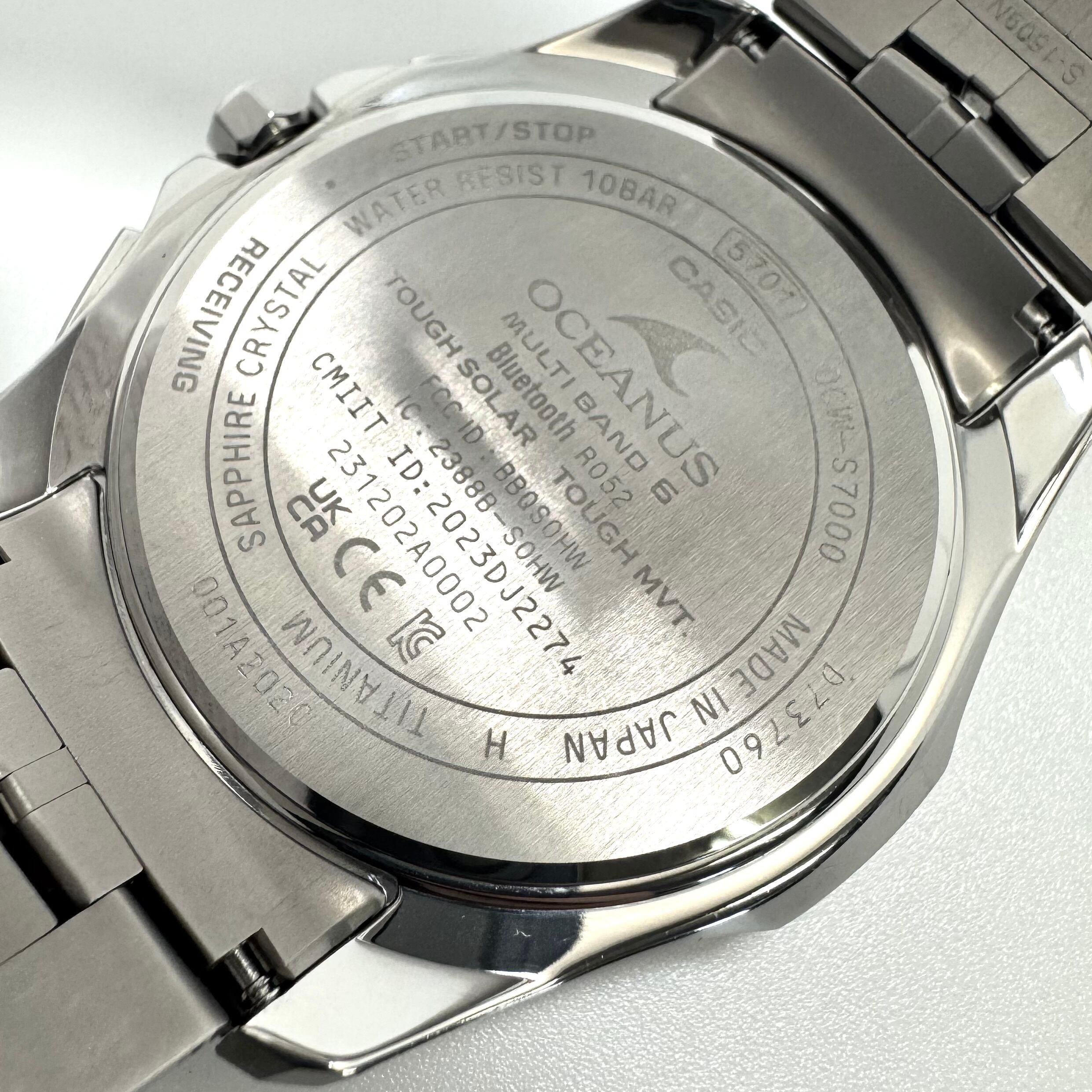 【美品】カシオ　CASIO　オシアナス　OCEANUS　Manta S7000 Series　OCW-S7000-1AJF 　電波ソーラー　モバイルリンク　デイト表示