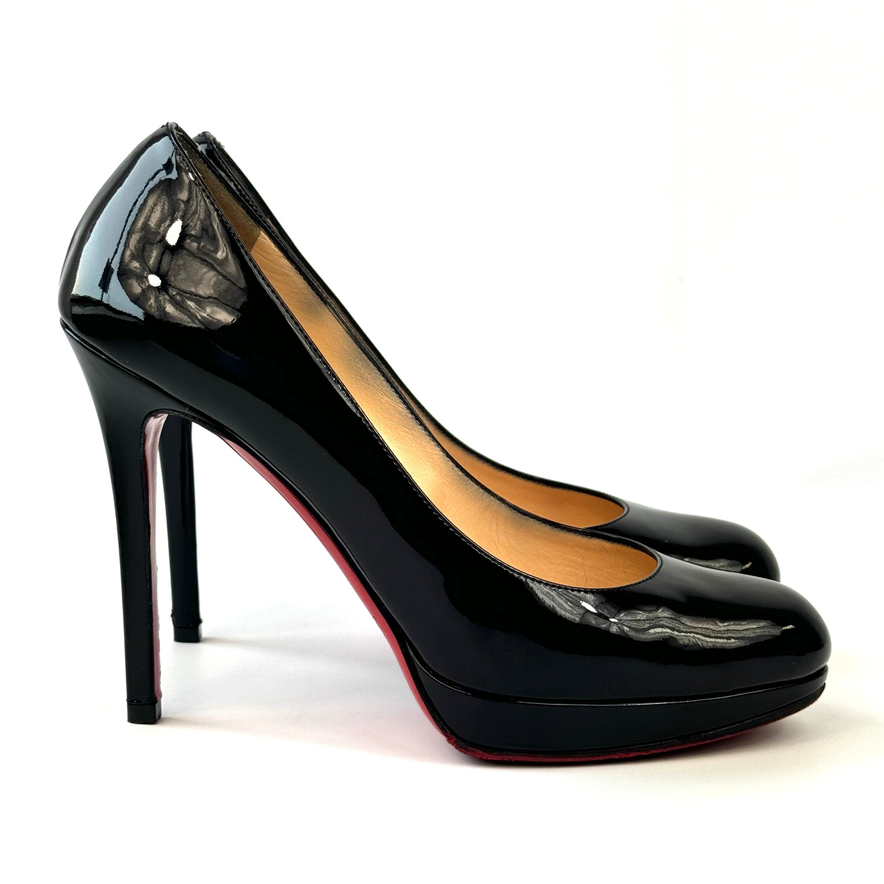 【美品】クリスチャンルブタン　ニューシンプルパンプス　ハイヒール　パテントレザー　23.5cm　黒