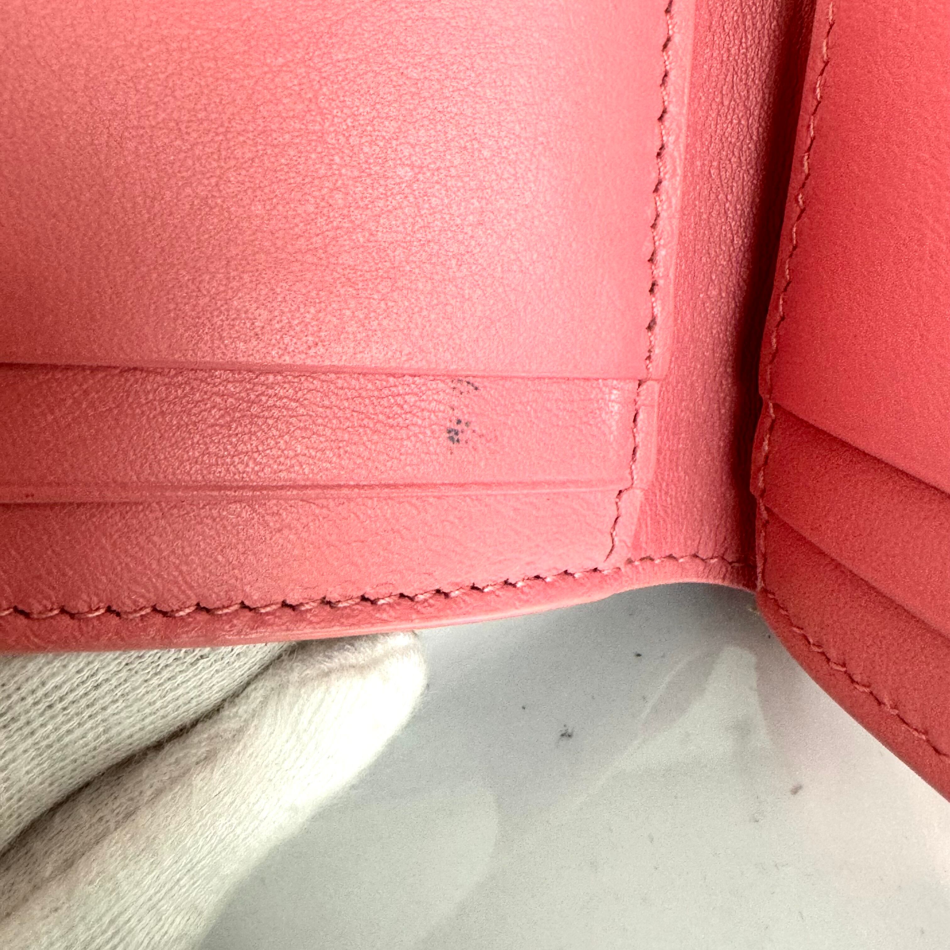 クリスチャンディオール　レディディオール　Christian Dior　ロータスウォレット　ピンク　エナメル　コンパクトウォレット