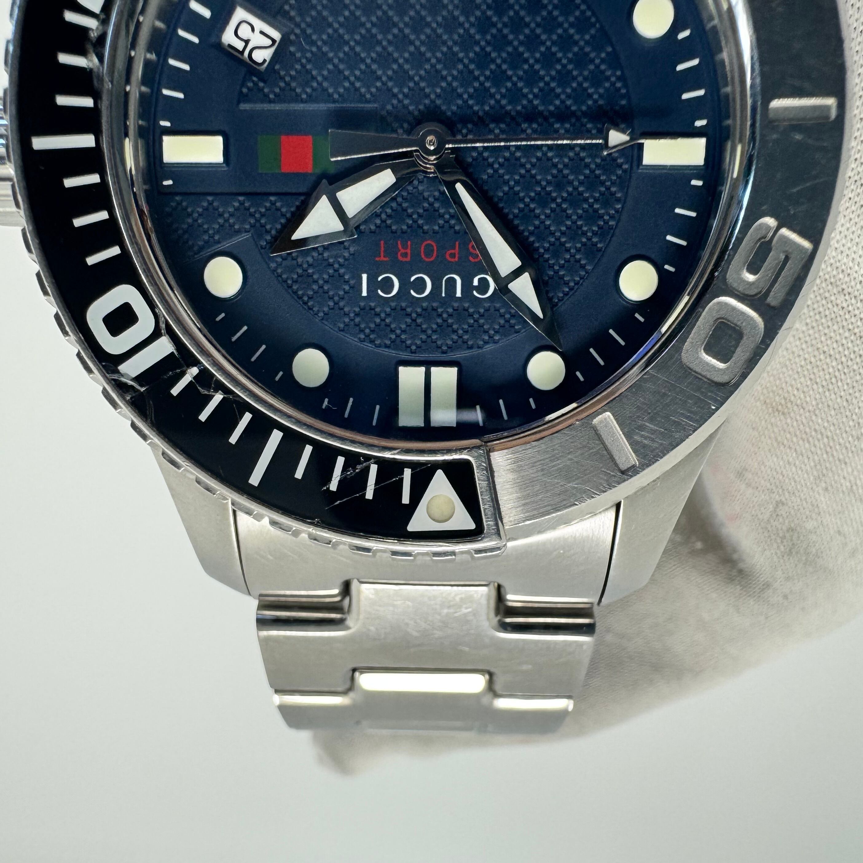 中古 腕時計 メンズ グッチ GUCCI Gタイムレス スポーツ YA126253 126.2 クォーツ ネイビー シェリーライン デイト表示 10気圧防水