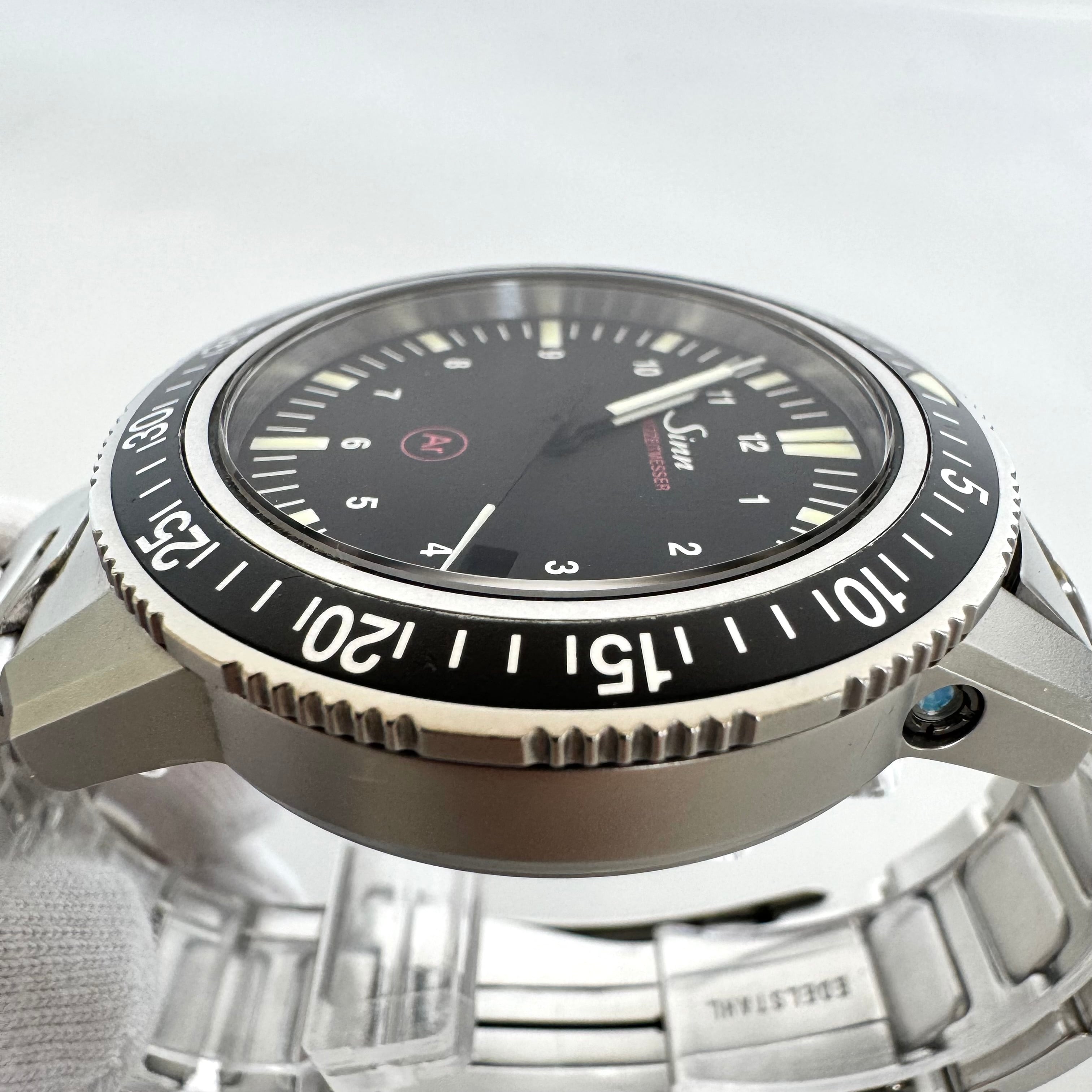 【希少】ジン　Sinn　EZM3　603.EZM3　603.4522　自動巻　デイト表示　黒