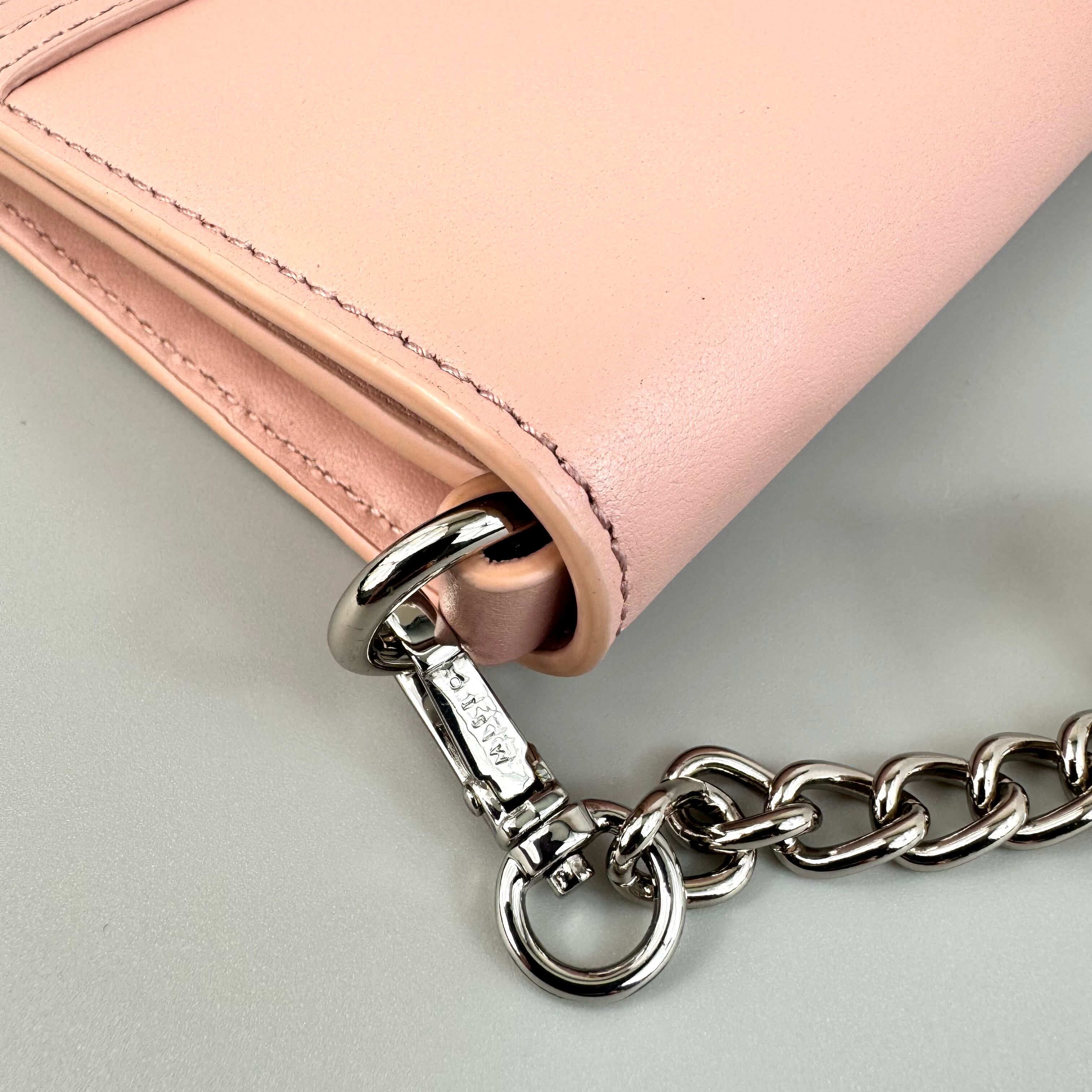 【ほぼ未使用】アンテプリマミスト　チェーンウォレット　財布　レザー　ライトピンク