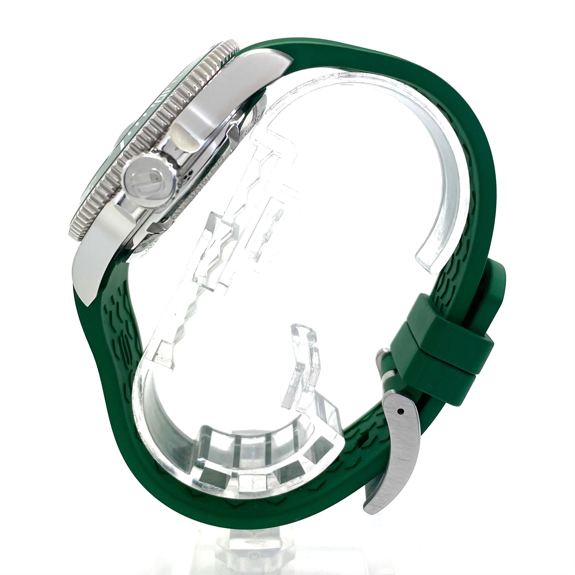 【美品】エポス　EPOS　スポーティブ　ダイバー　SPORTIVE　Diver　3054GR　自動巻　緑　デイト表示　樹脂ベルト