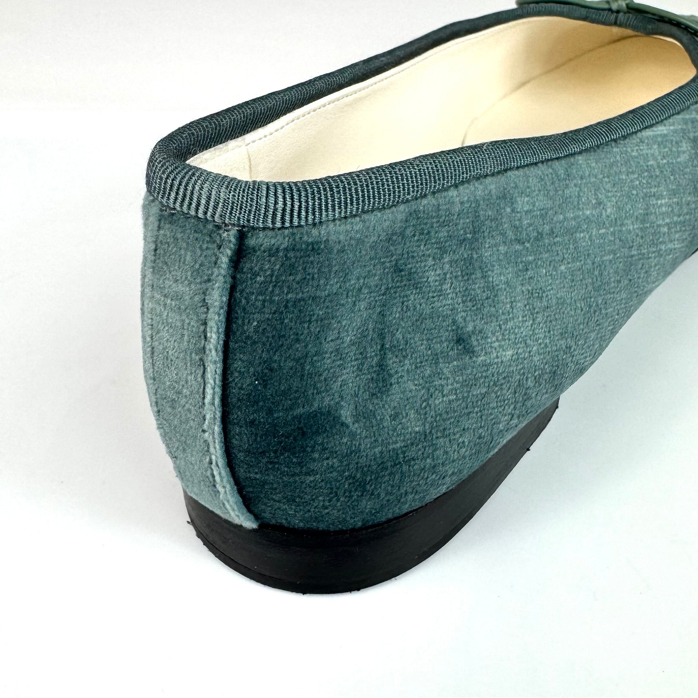 シャネル　CHANEL　リボンバレエシューズ　ココマーク　スエード　くすみブルー　23cm　351/2C