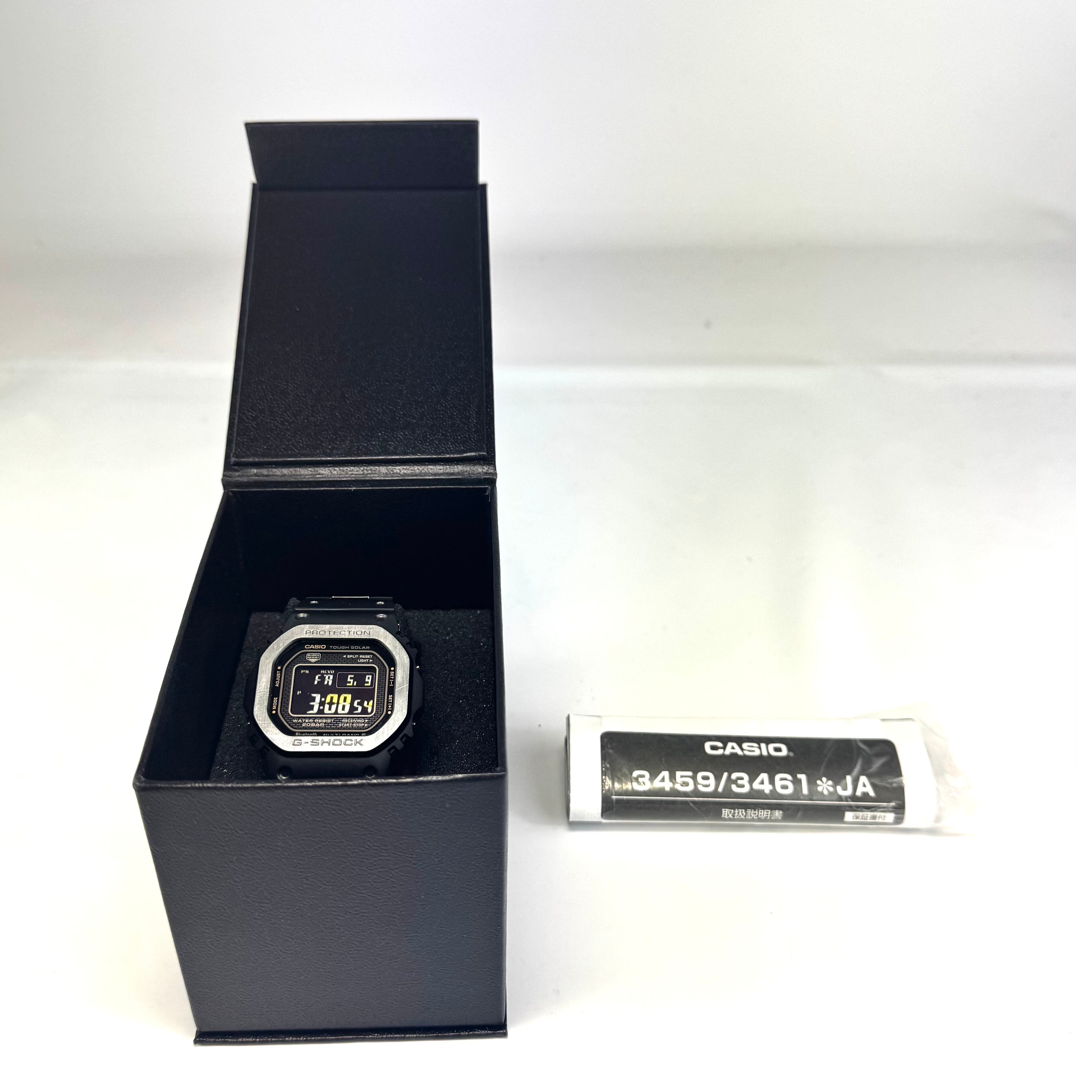 カシオ　ジーショック　G-SHOCK　GMW-B5000MB-1JF　フルメタル　電波ソーラー　モバイルリンク　スクエア　デジタル