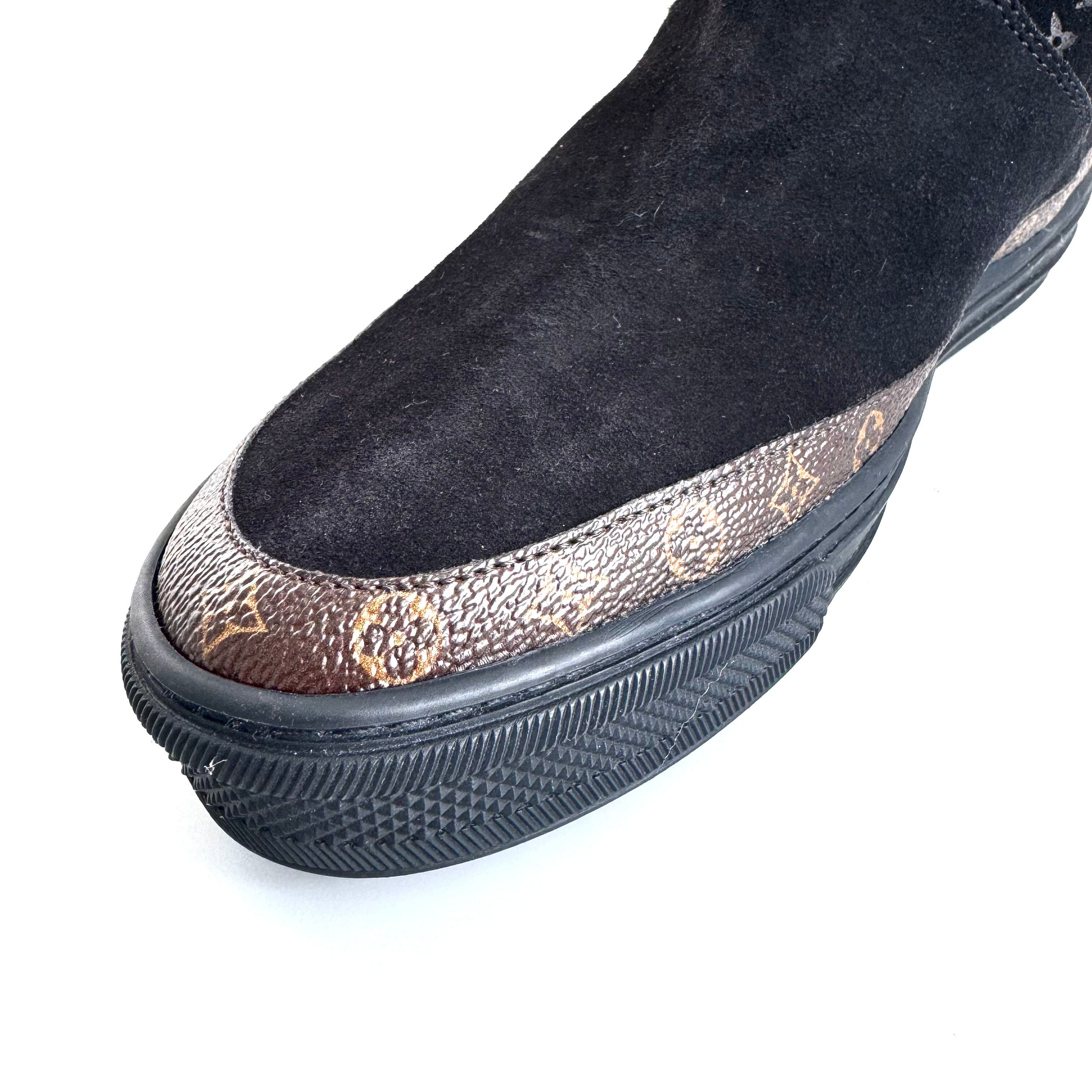 【ほぼ未使用】ルイヴィトン　ロングブーツ　ムートン　モノグラム　スエード　ダークブラウン　23.5cm