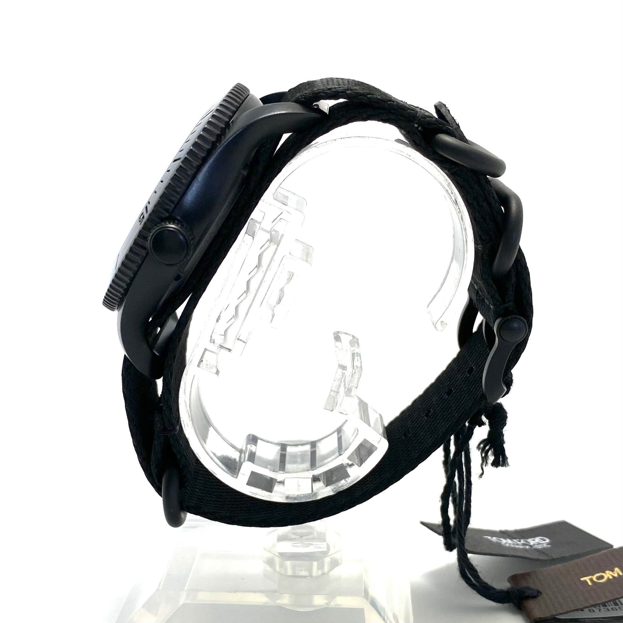 【ほぼ未使用】トムフォード　TOM FORD　オーシャンプラスチック　スポーツ　N.002　TFT002030　自動巻　黒