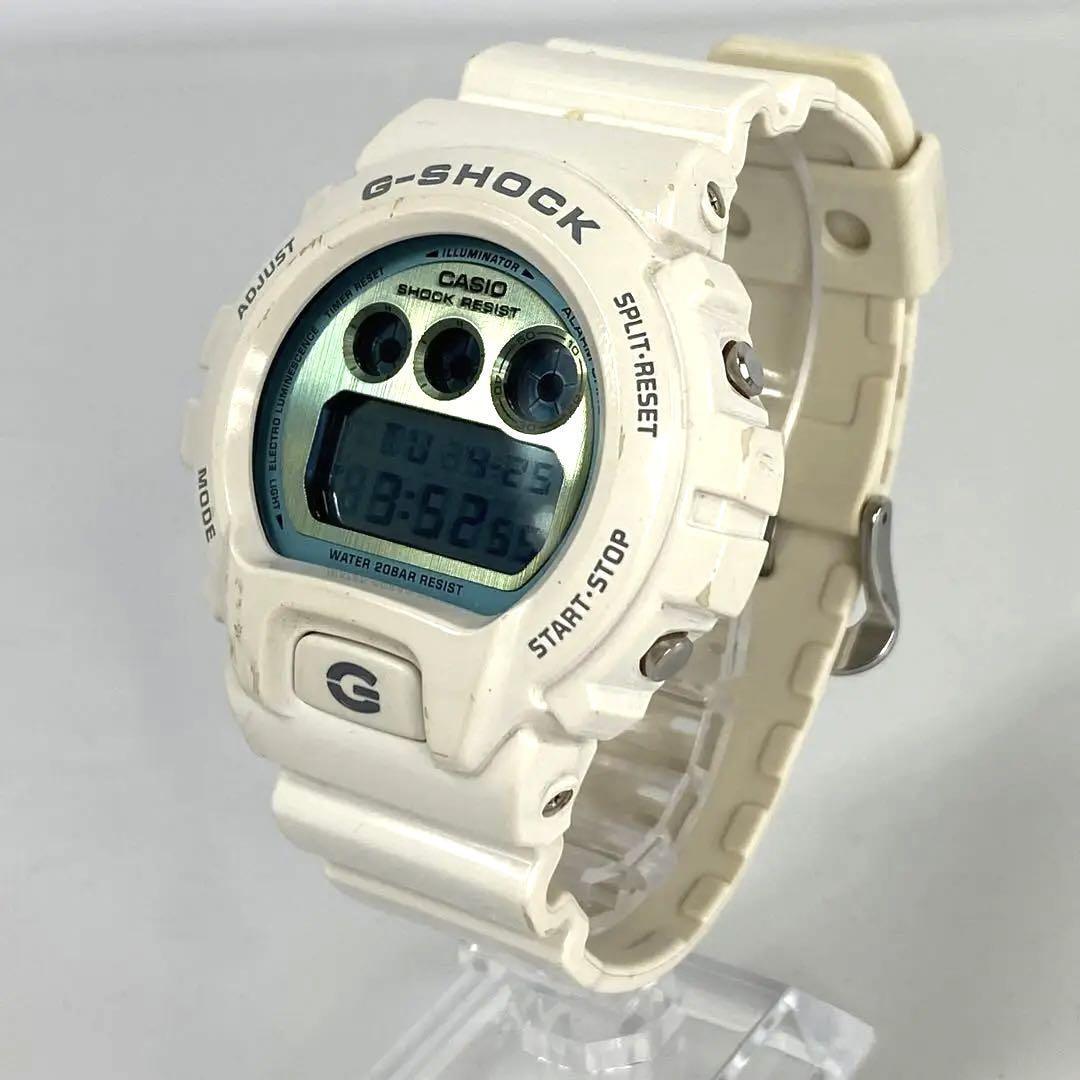 カシオ　Gショック　デジタル　クォーツ　白　ラバー