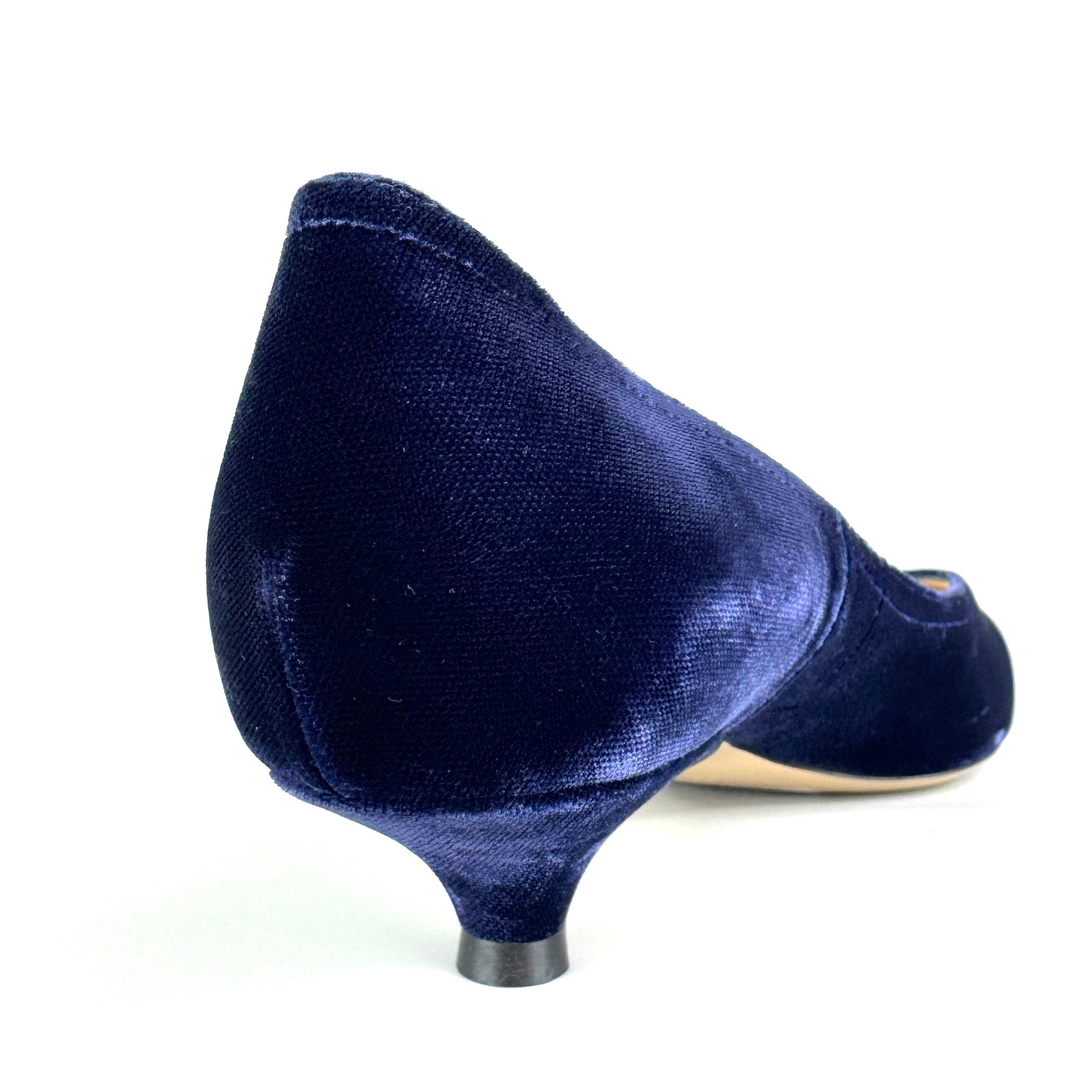 ジョルジオアルマーニ　パンプス　ベロア　ポインテッドトゥ　ネイビー　22.8cm