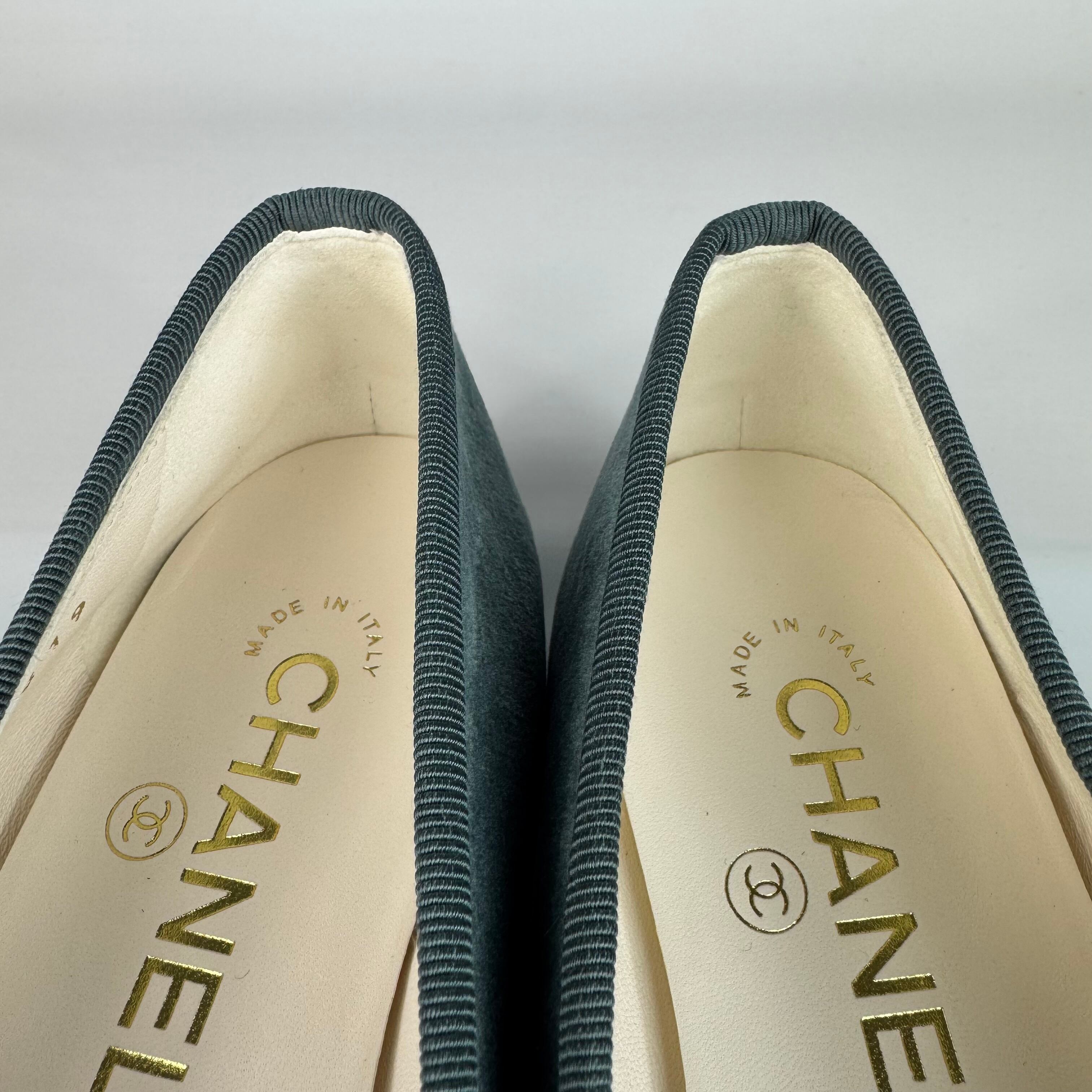 シャネル　CHANEL　リボンバレエシューズ　ココマーク　スエード　くすみブルー　23cm　351/2C