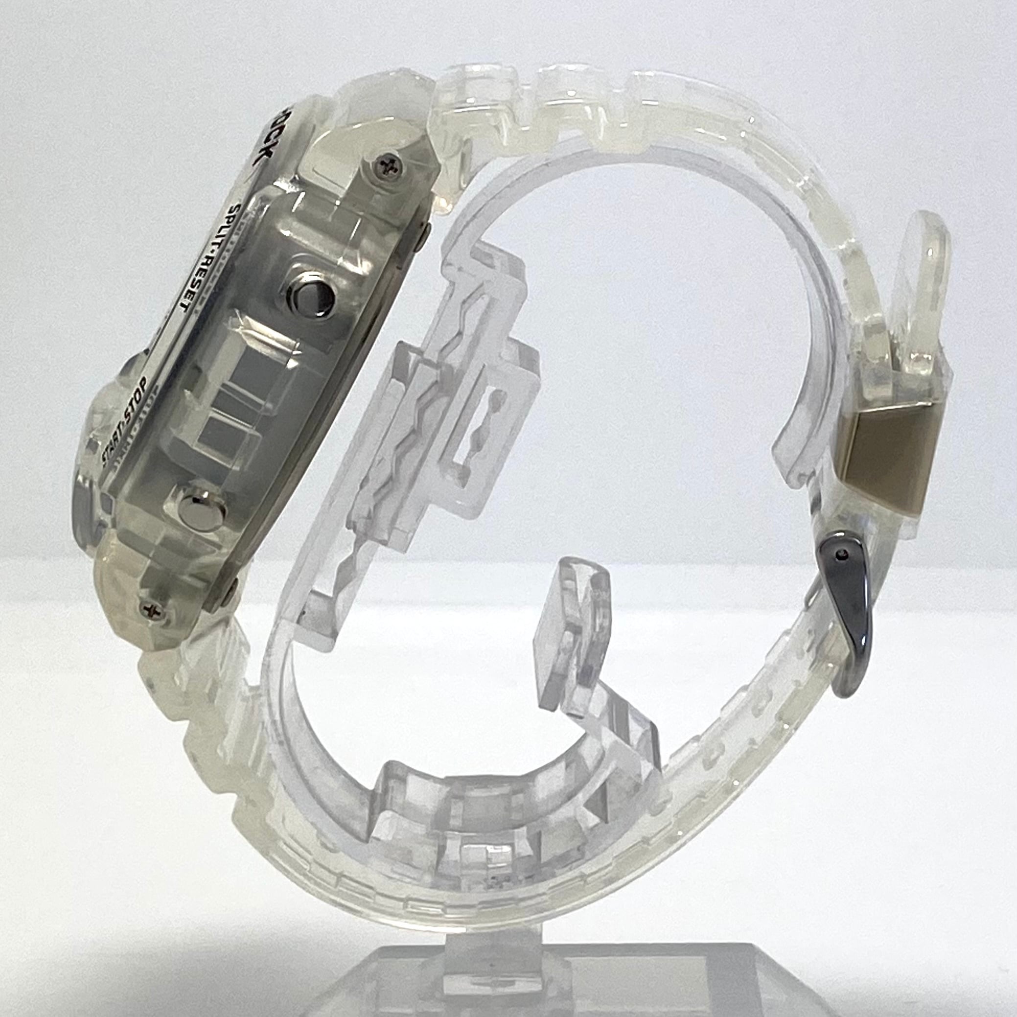 【ほぼ未使用・希少】カシオ　CASIO　ジーショック　G-SHOCK　40th Anniversary CLEAR REMIX　40周年限定モデル　6900シリーズ　DW-6940RX-7JR　デジタル　クォーツ　樹脂ベルト