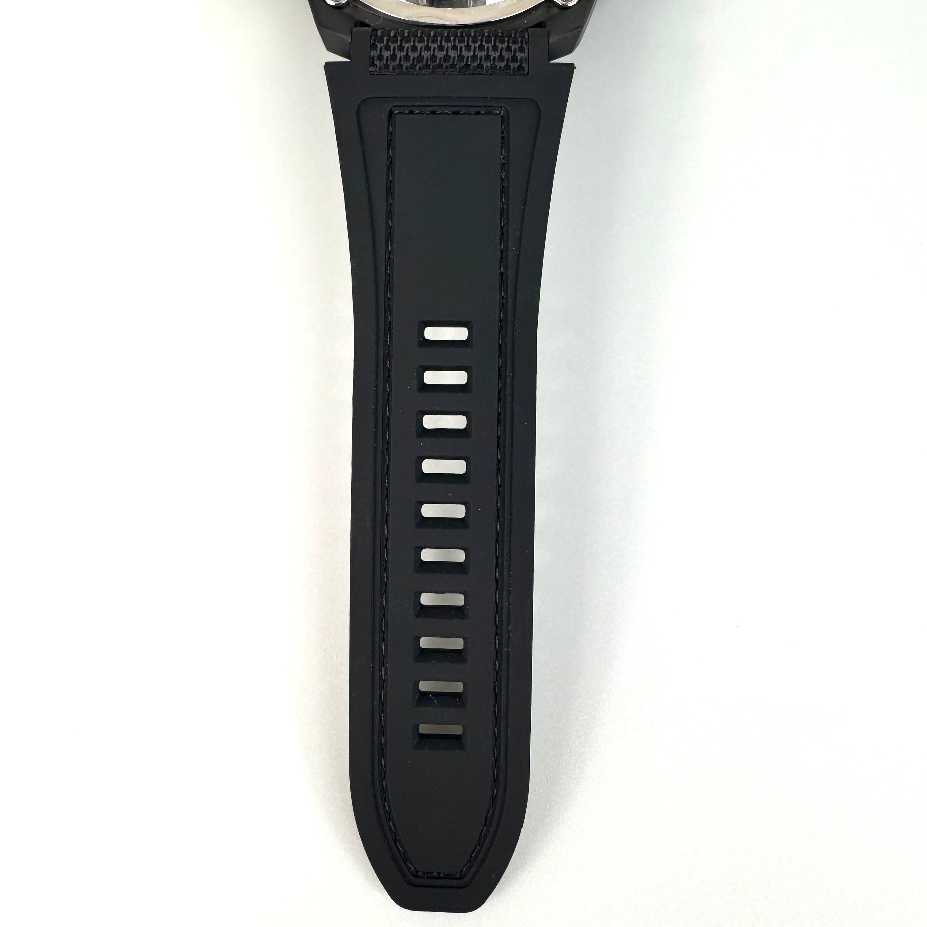 【未使用・電池交換済み】ディーゼル　DIESEL　メガチーフ　MEGA CHIEF　DZ−4552　クォーツ　アナデジ　樹脂ベルト