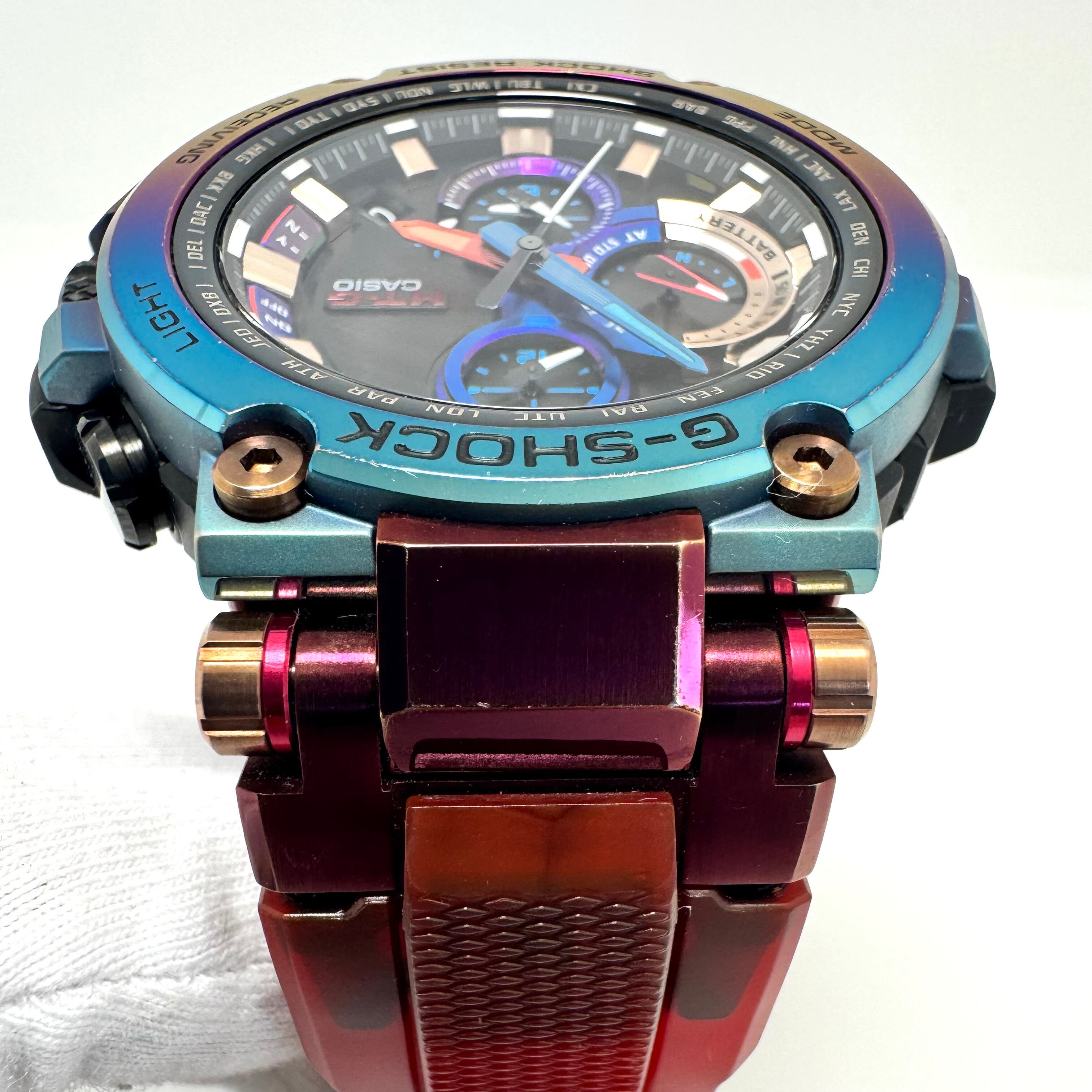 【希少】カシオ　G-SHOCK　ジーショック　MT-G　MTG-B1000VL-4AJR　火山雷　電波ソーラー　モバイルリンク　黒　マルチカラー　レインボー　デイト表示　樹脂ベルト