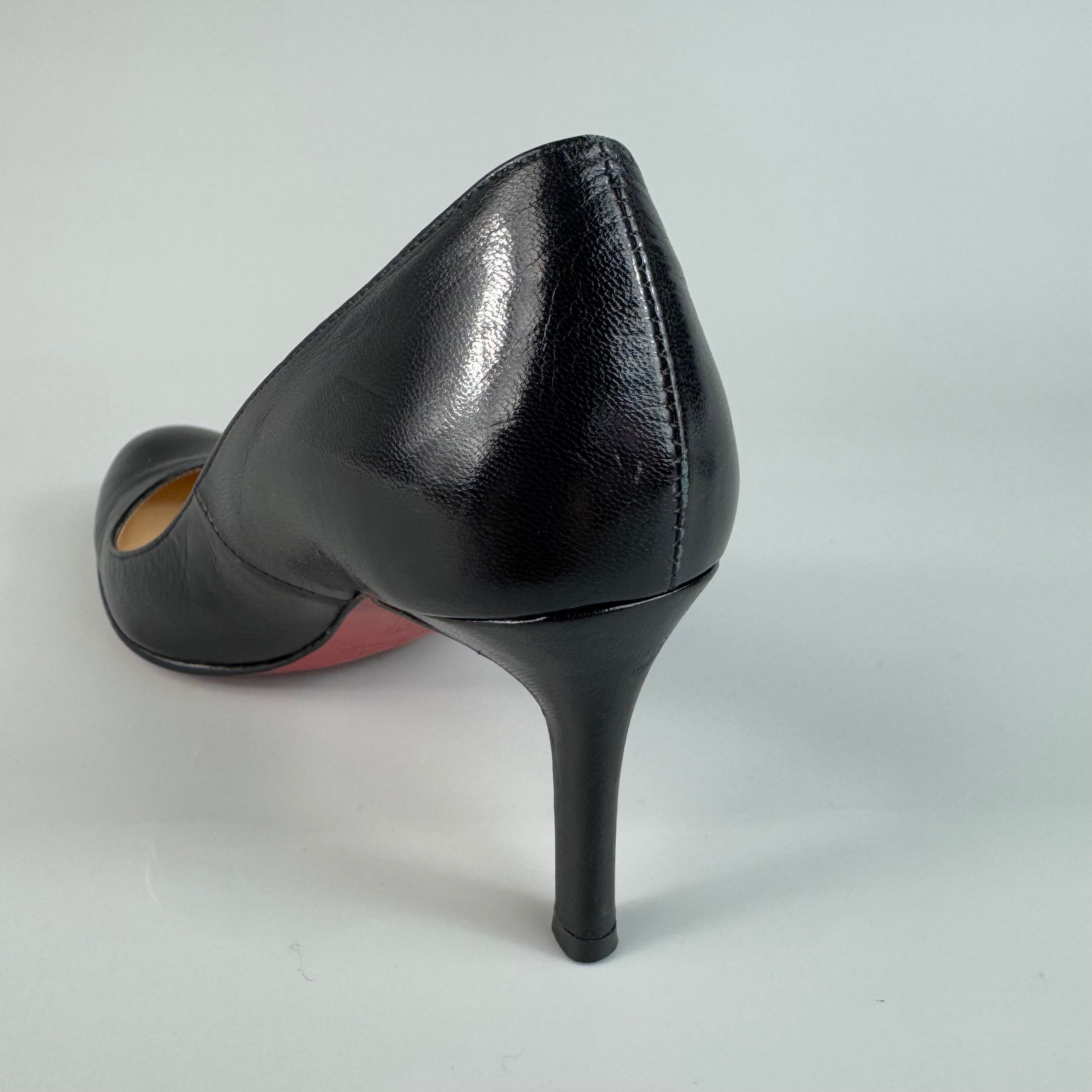 クリスチャンルブタン　パンプス　アーモンドトゥ　レザー　黒　22.5cm