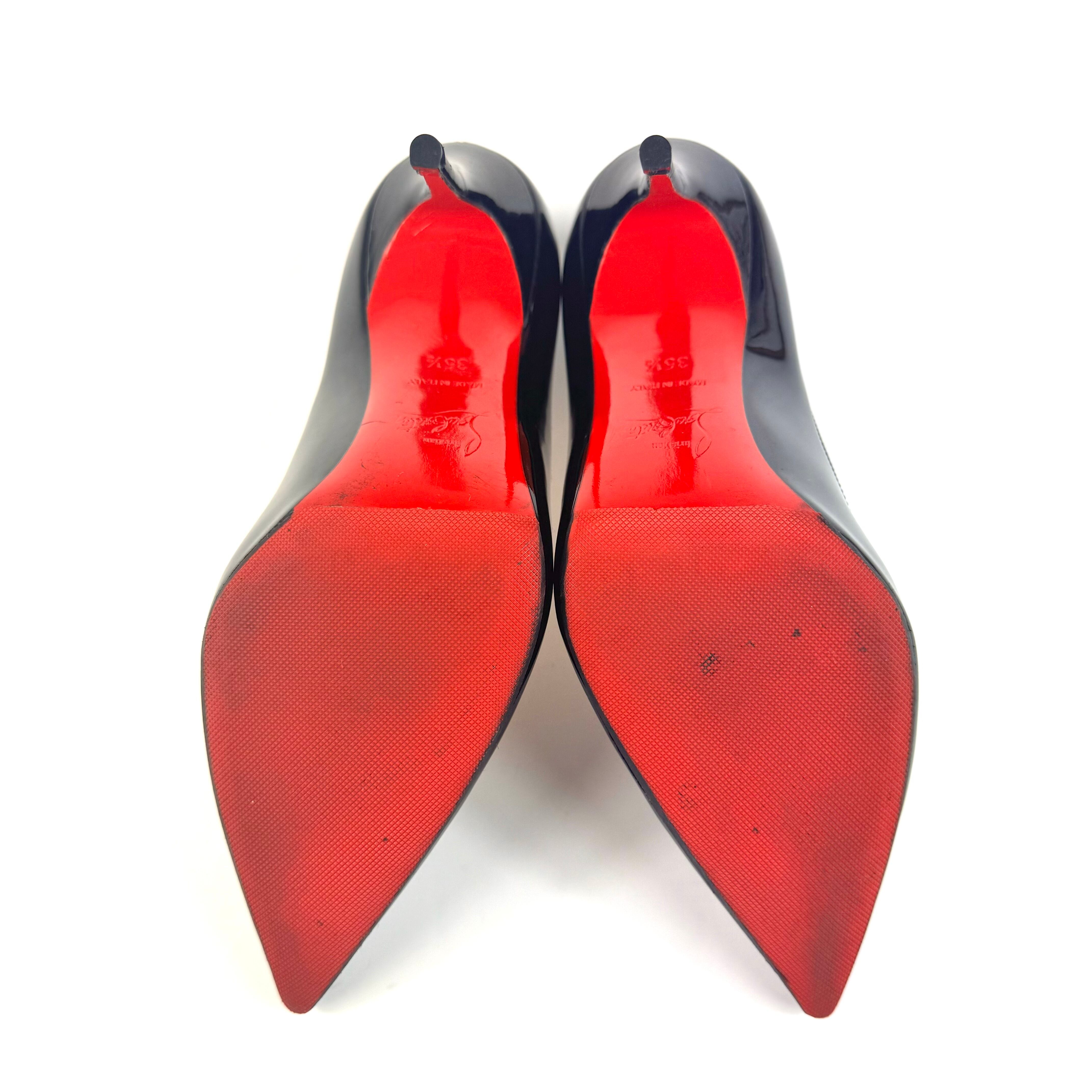 【美品】クリスチャンルブタン　パンプス　パテント　ポインテッドトゥ　黒