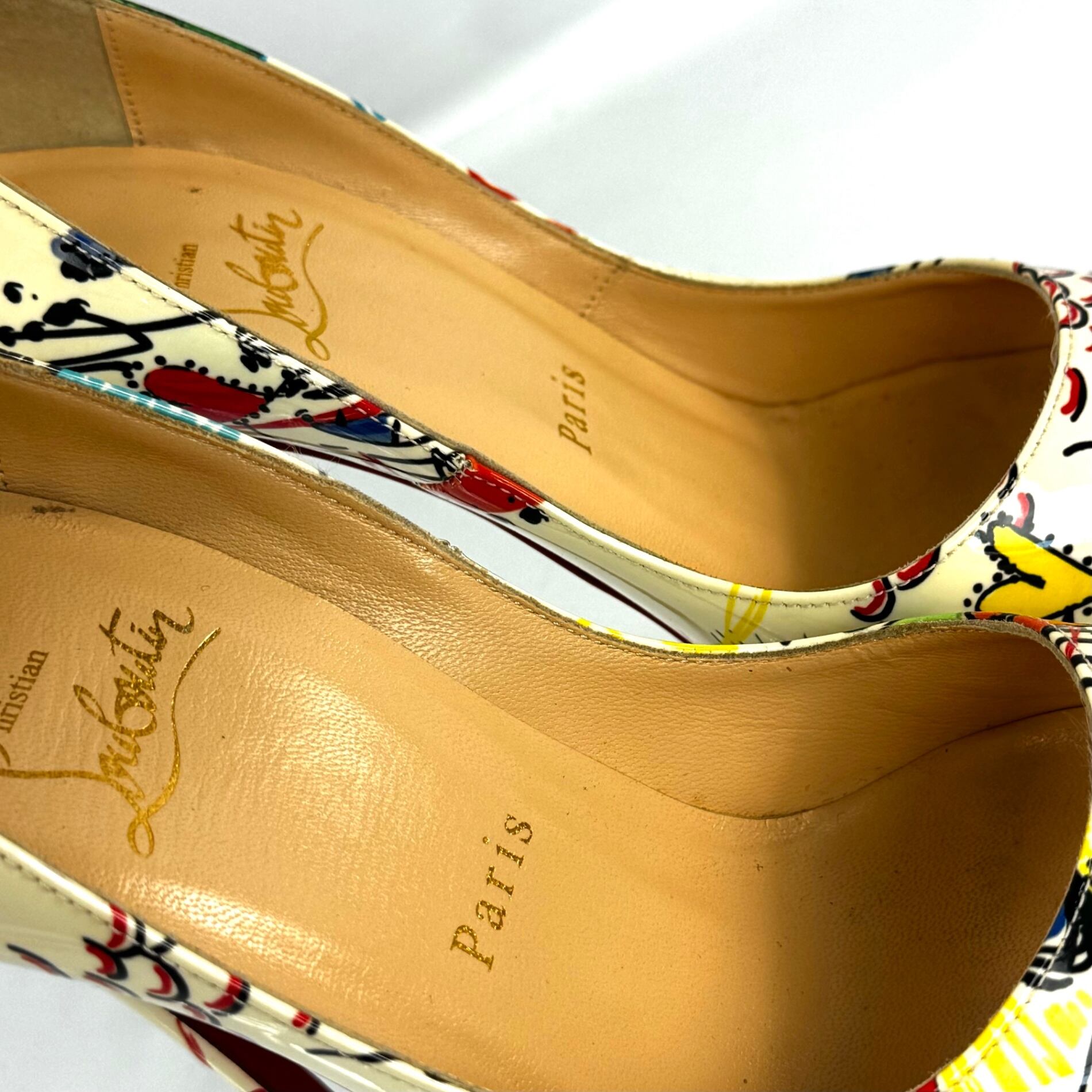 クリスチャンルブタン　パンプス　ピンヒール　エナメル　マルチカラー　23.5cm