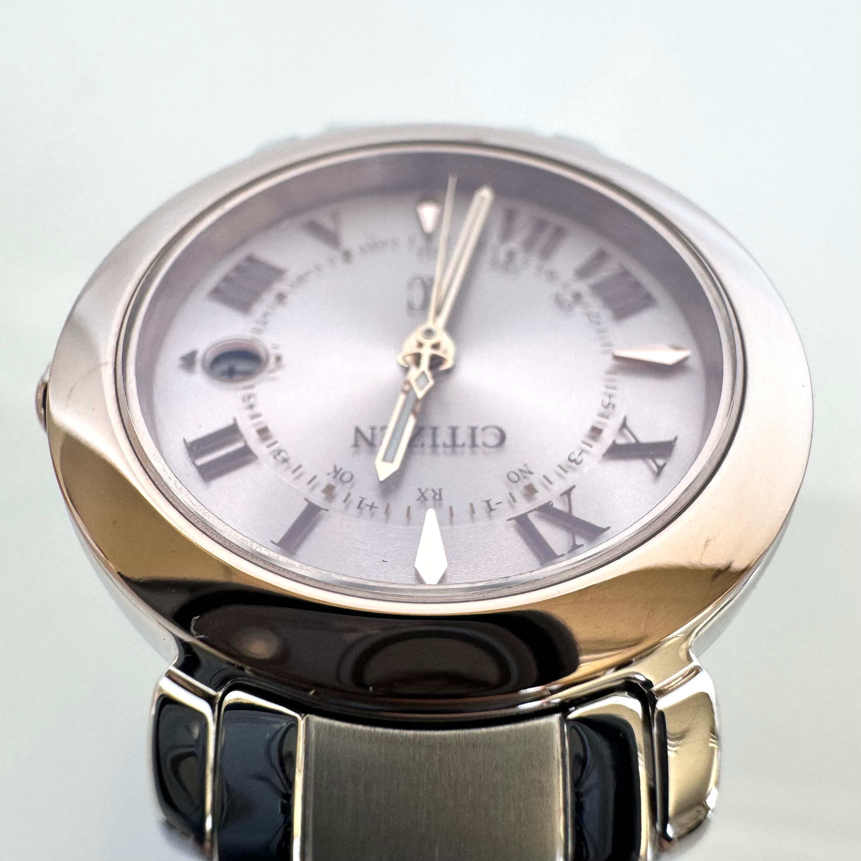 【美品】シチズン　クロスシー　hikari collection　ES9445?57W 　H060-T025722　電波ソーラー　チタン　サクラピンク　レディース　ローマ数字　デイト表示