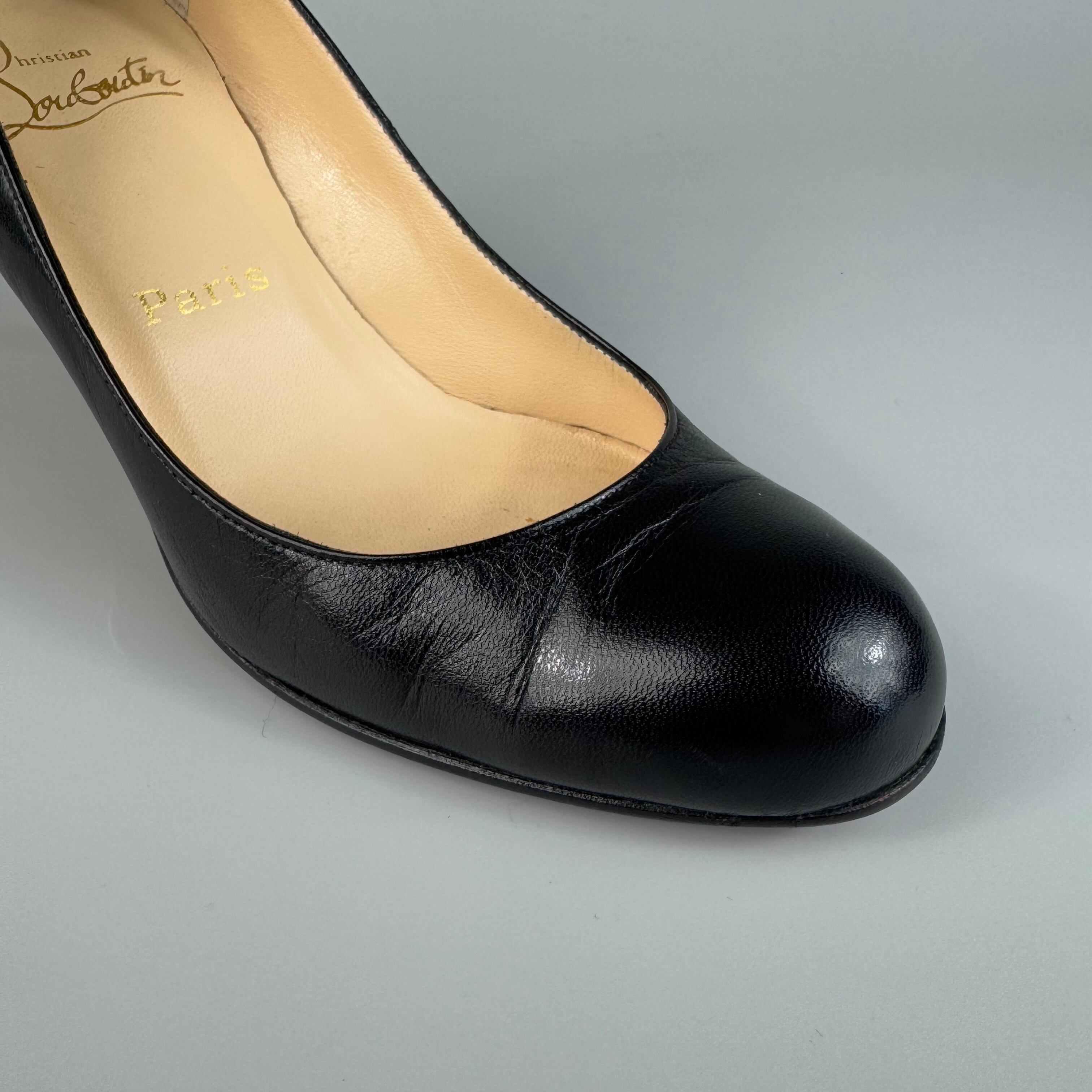クリスチャンルブタン　パンプス　アーモンドトゥ　レザー　黒　22.5cm