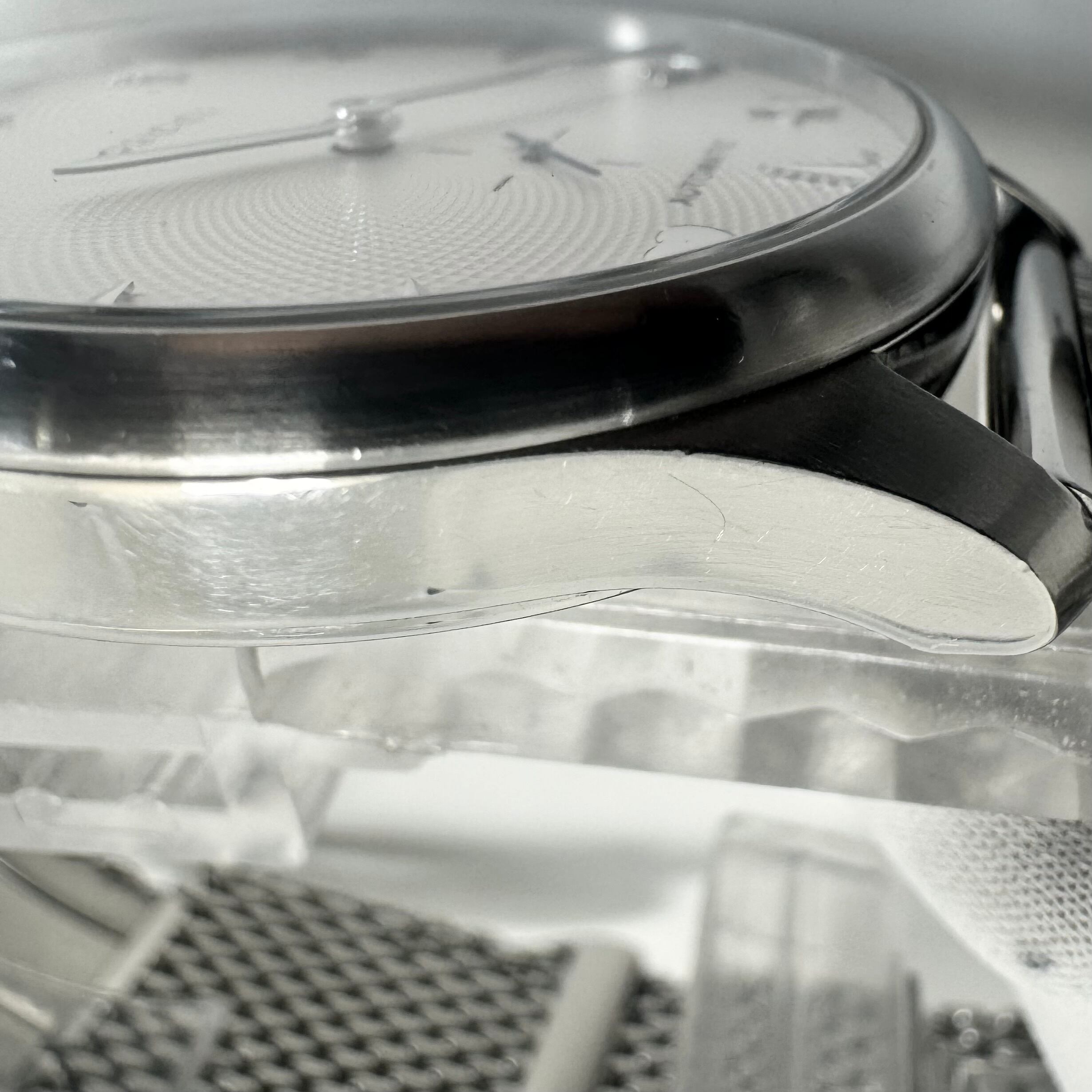 【動作良好】腕時計 メンズ グッチ GUCCI Gタイムレス 126.3 YA126330 自動巻 蜂 ビー シルバー 裏スケ スモールセコンド