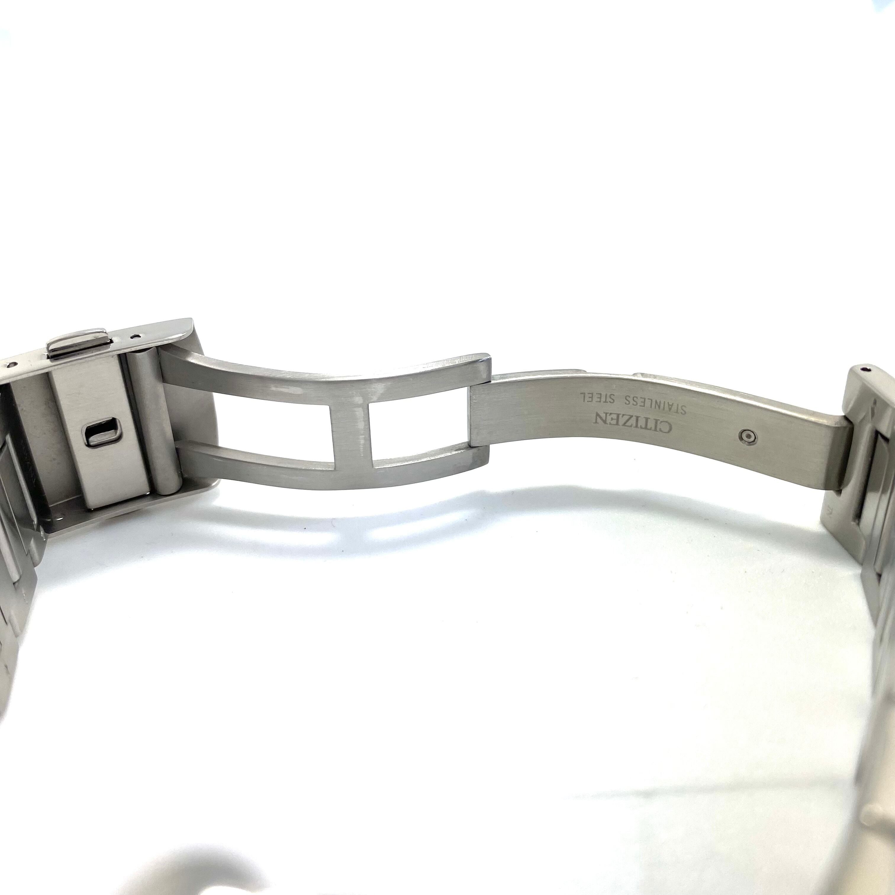 【美品】シチズン　CITIZEN　シチズンコレクション　メカニカル　NB1050-59H　9011-S125804　自動巻式　裏スケ　デイト表示