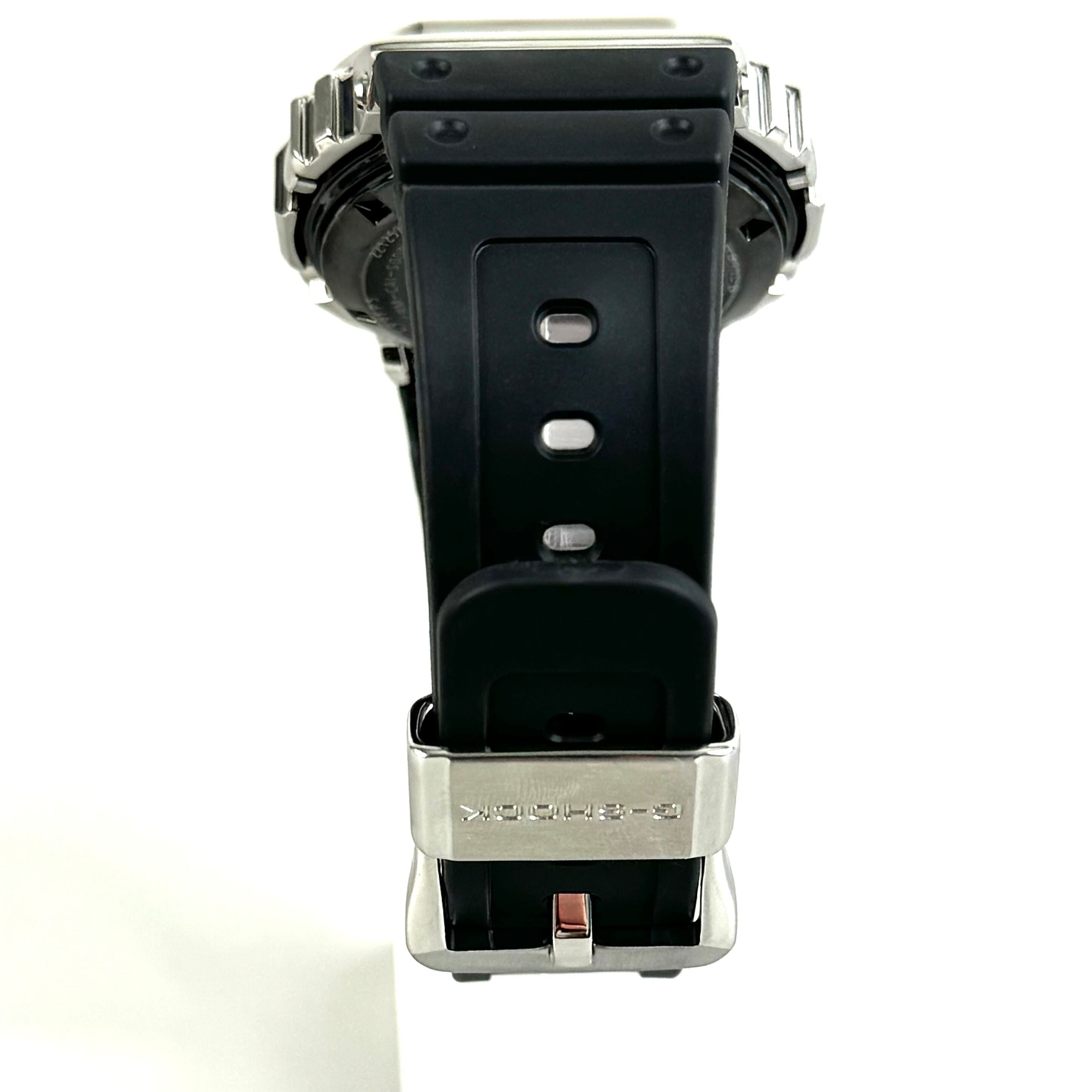 【美品】カシオ　CASIO　ジーショック　G-SHOCK　GMW-B5000-1JF　電波ソーラー　デジタル　黒　Bluetooth　樹脂ベルト