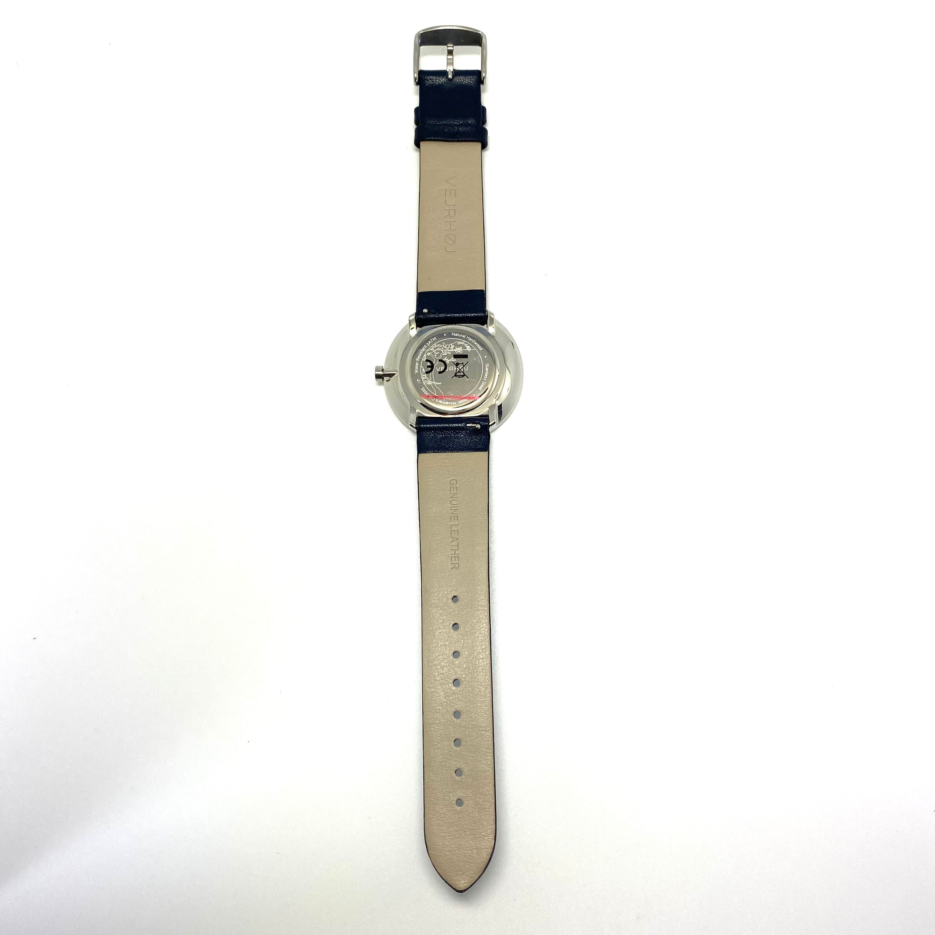 【未使用】ヴェアホイ　VEJRHOJ　クォーツ　木目　2針　革ベルト