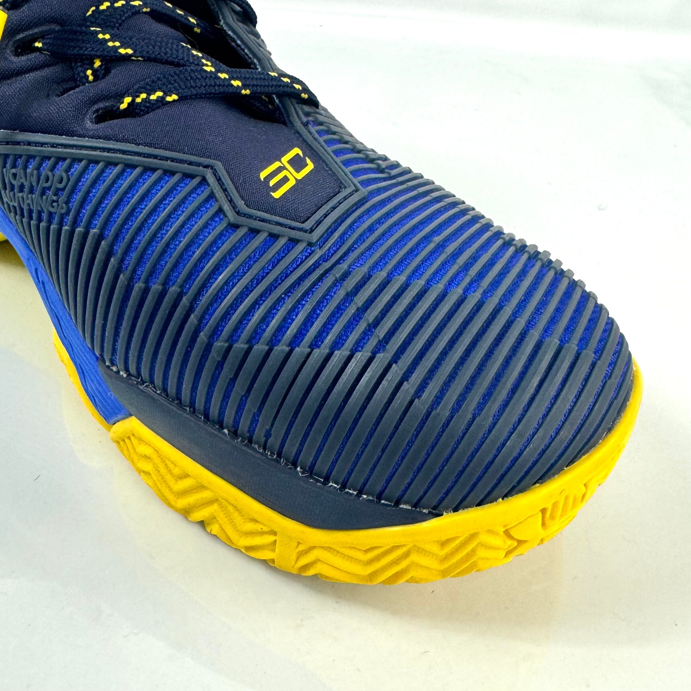 【美品】アンダーアーマー　UNDER ARMOUR　Curry2.5　ステフィンカリーモデル　ハイカットスニーカー　バッシュ　3C　27.5cm