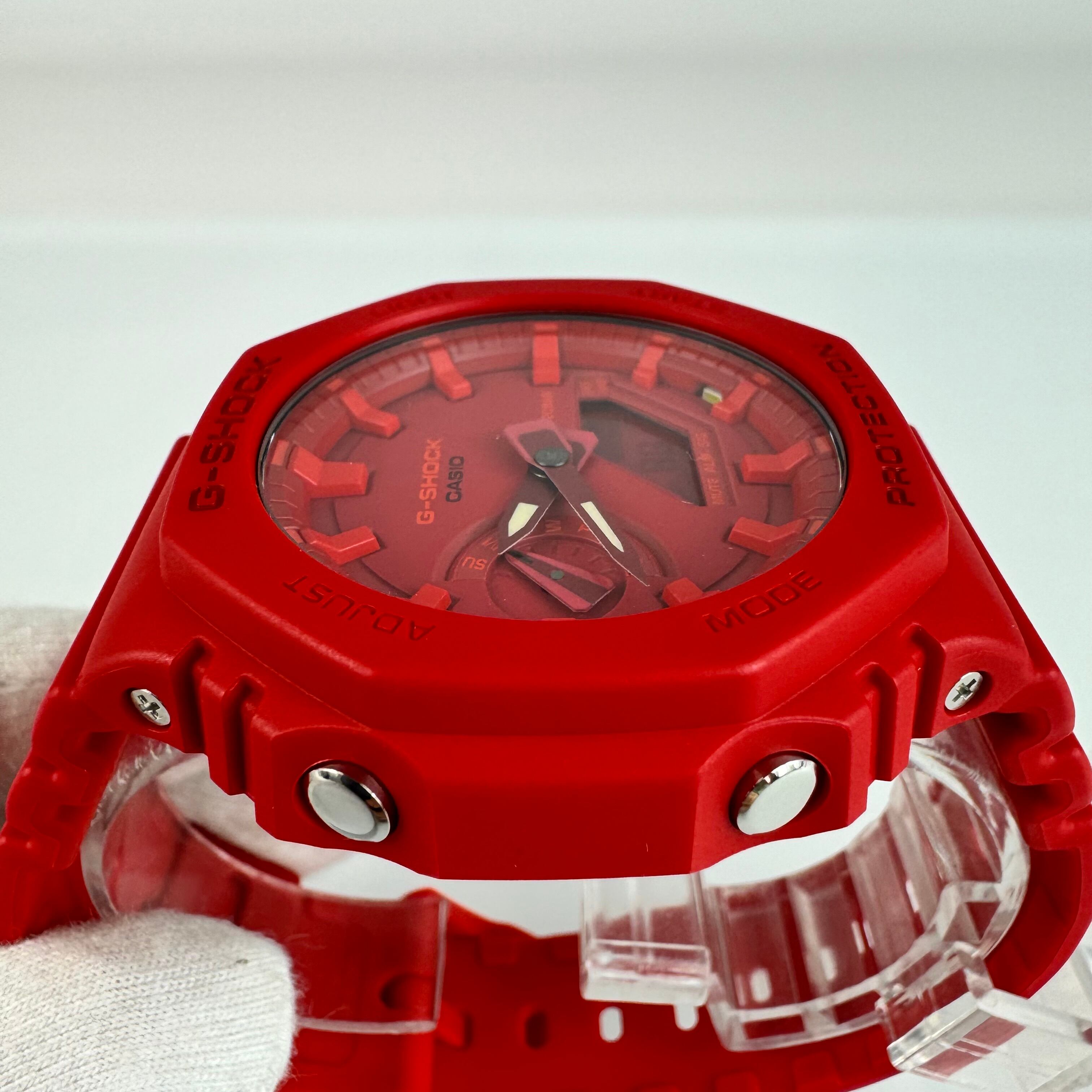 【美品】カシオ　G-SHOCK　ジーショック　2100シリーズ　GA-2100-4AJF　クォーツ　アナデジ　レッド　樹脂ベルト