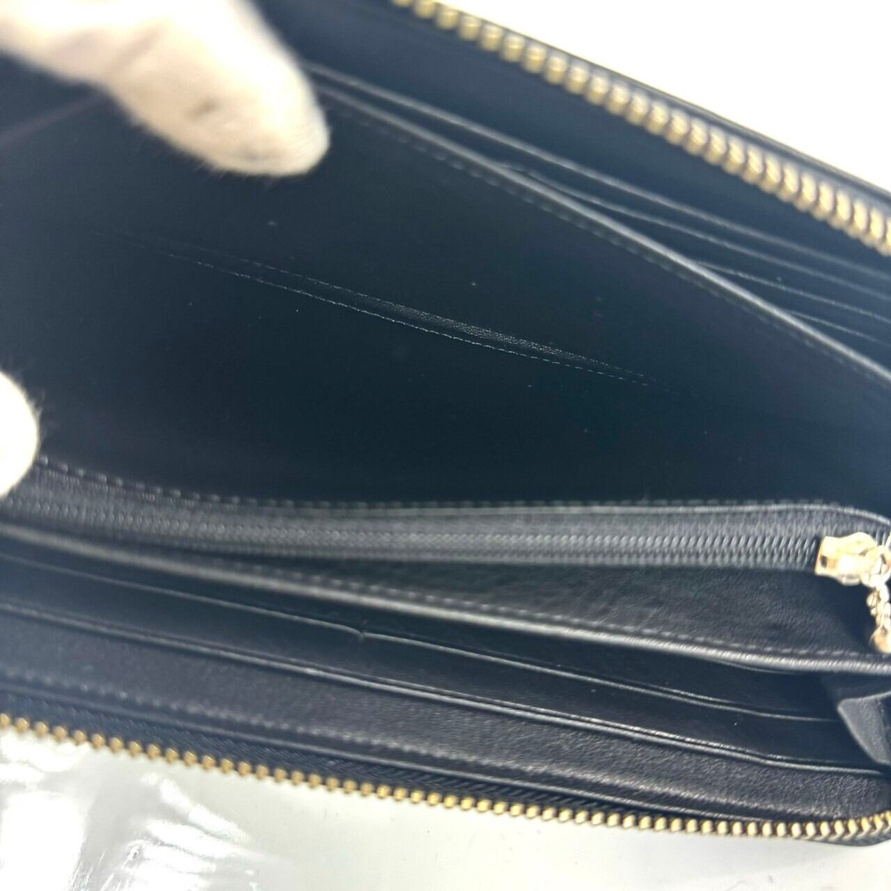 ヒステリックグラマー　HYSTERIC GLAMOUR　レザー　長財布　黒　ラウンドファスナー