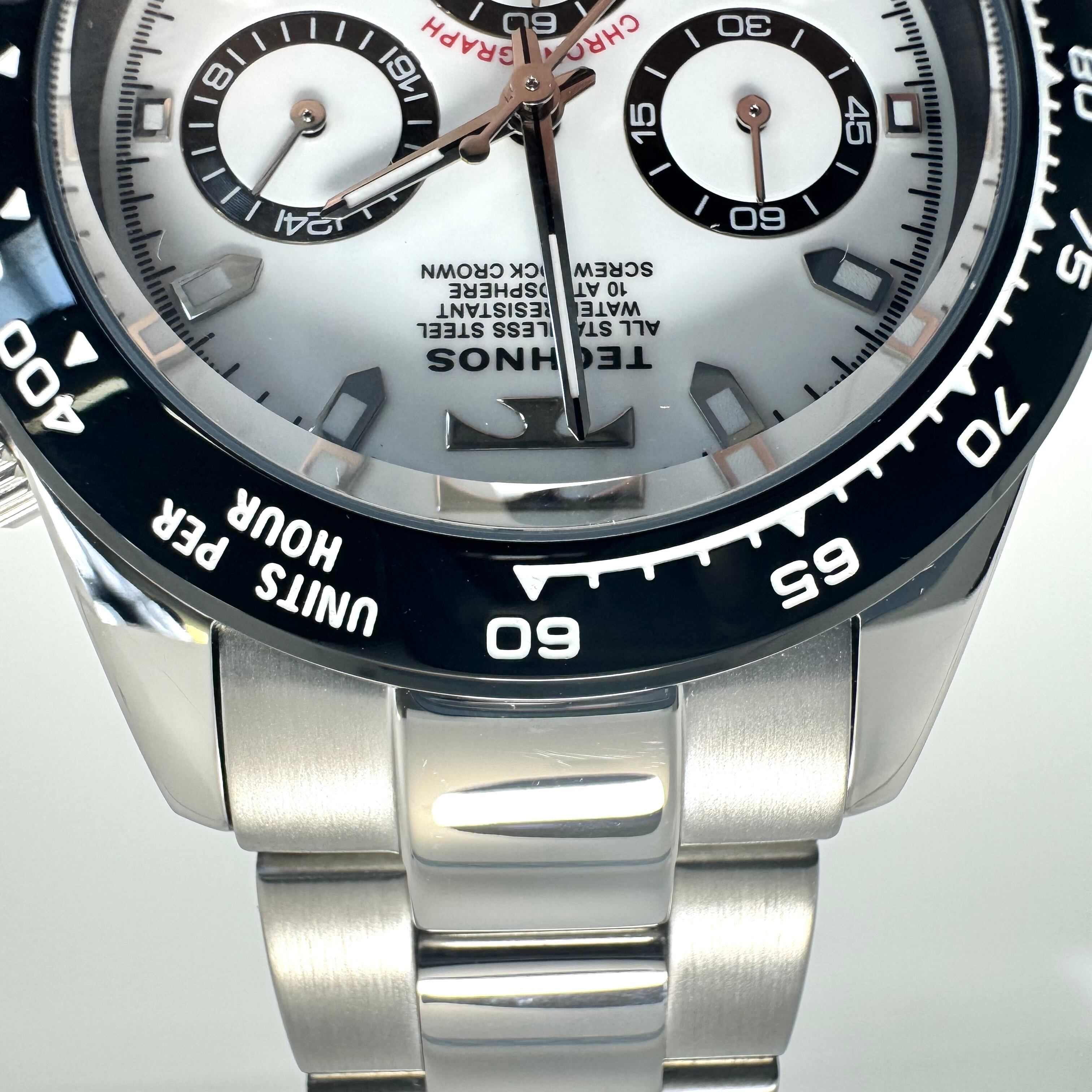 【美品】テクノス　TECHNOS　TSM411TW　クォーツ　クロノグラフ　白