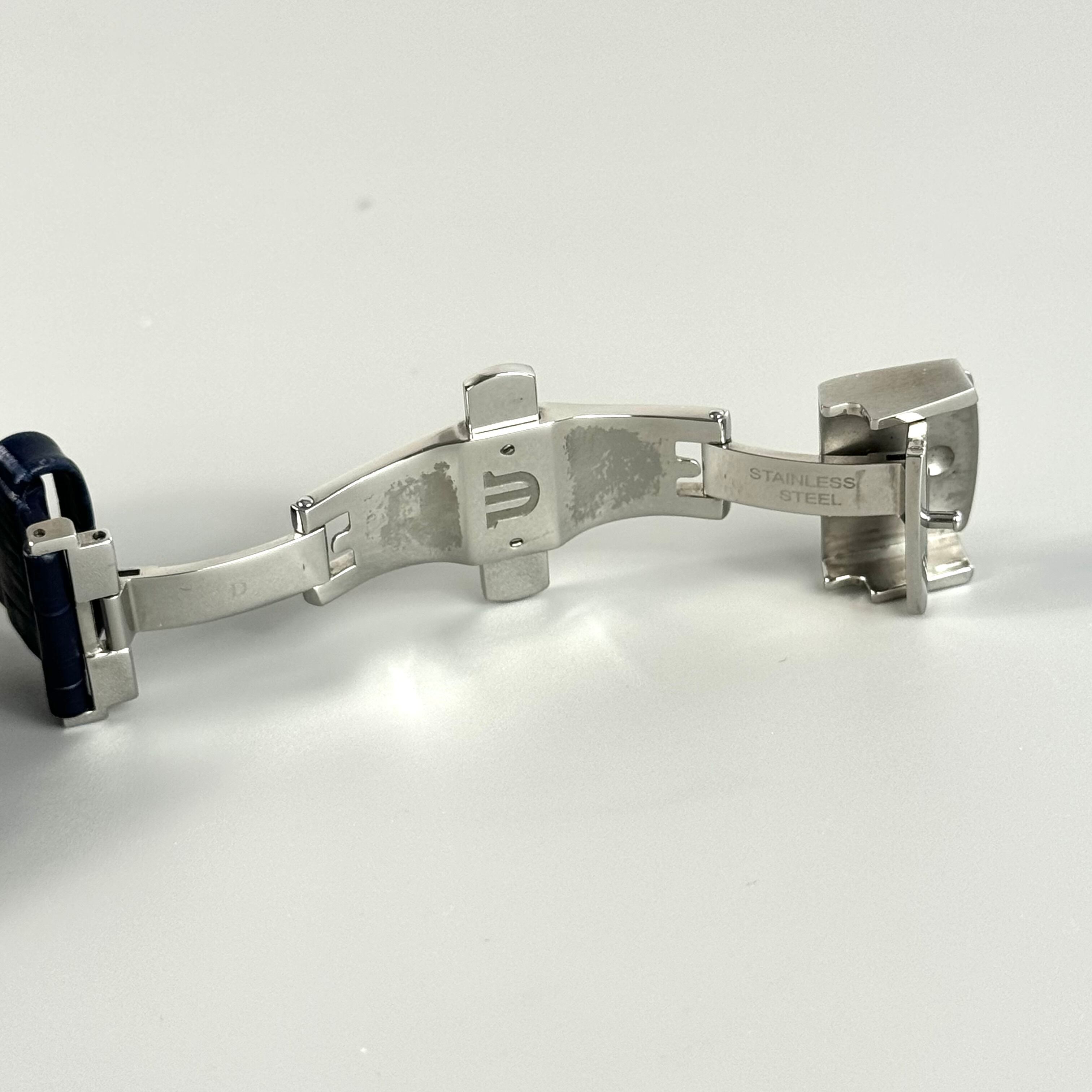 モーリスラクロア　MAURICE LACROIX　アイコン　AI1018　クォーツ　クロノグラフ　シルバー　革ベルト　デイト表示