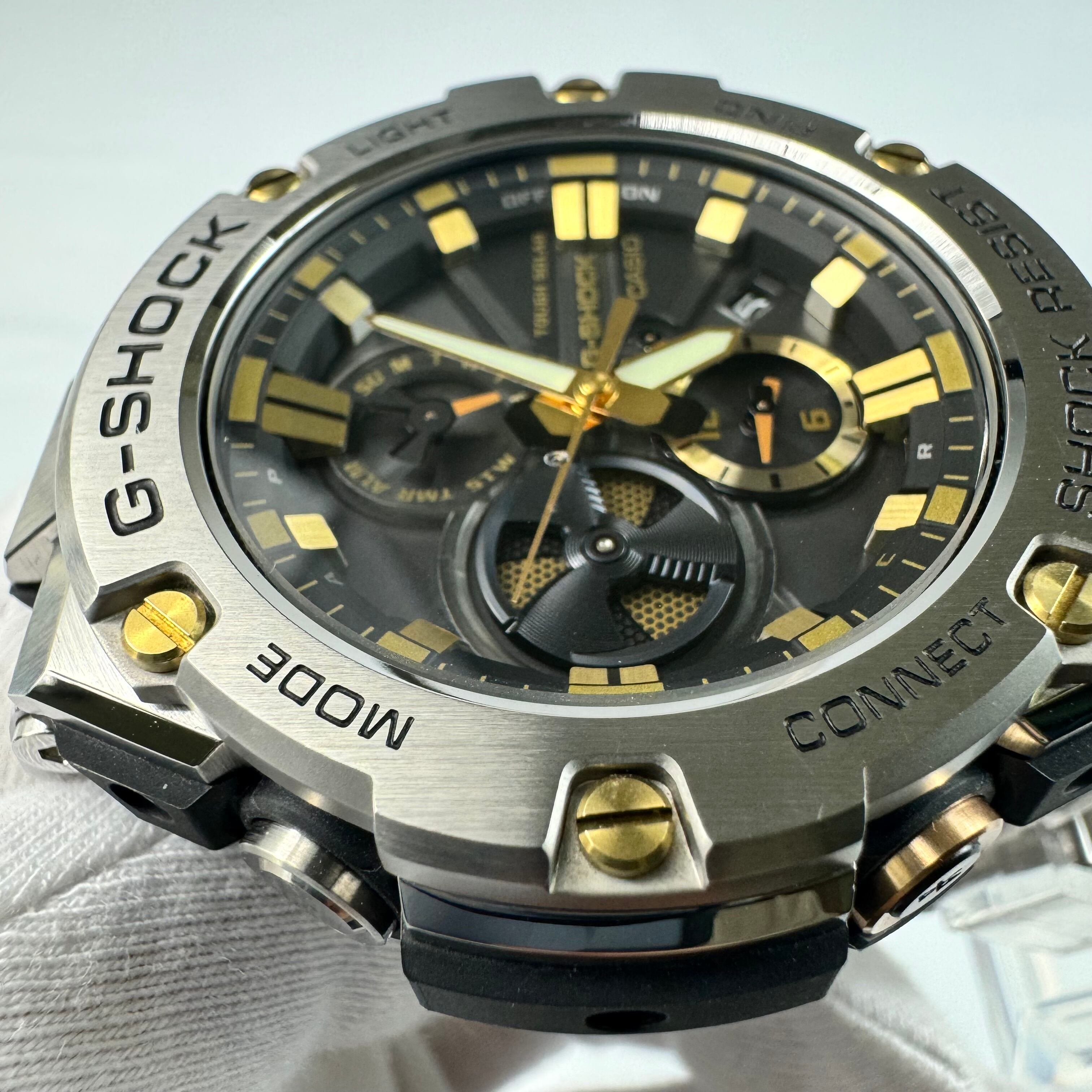 【美品】カシオ　CASIO　ジーショック　G-SHOCK　ジースチール　G?STEEL　GST-B100D-1A9JF　タフソーラー　デイト表示　スマホリンク　黒
