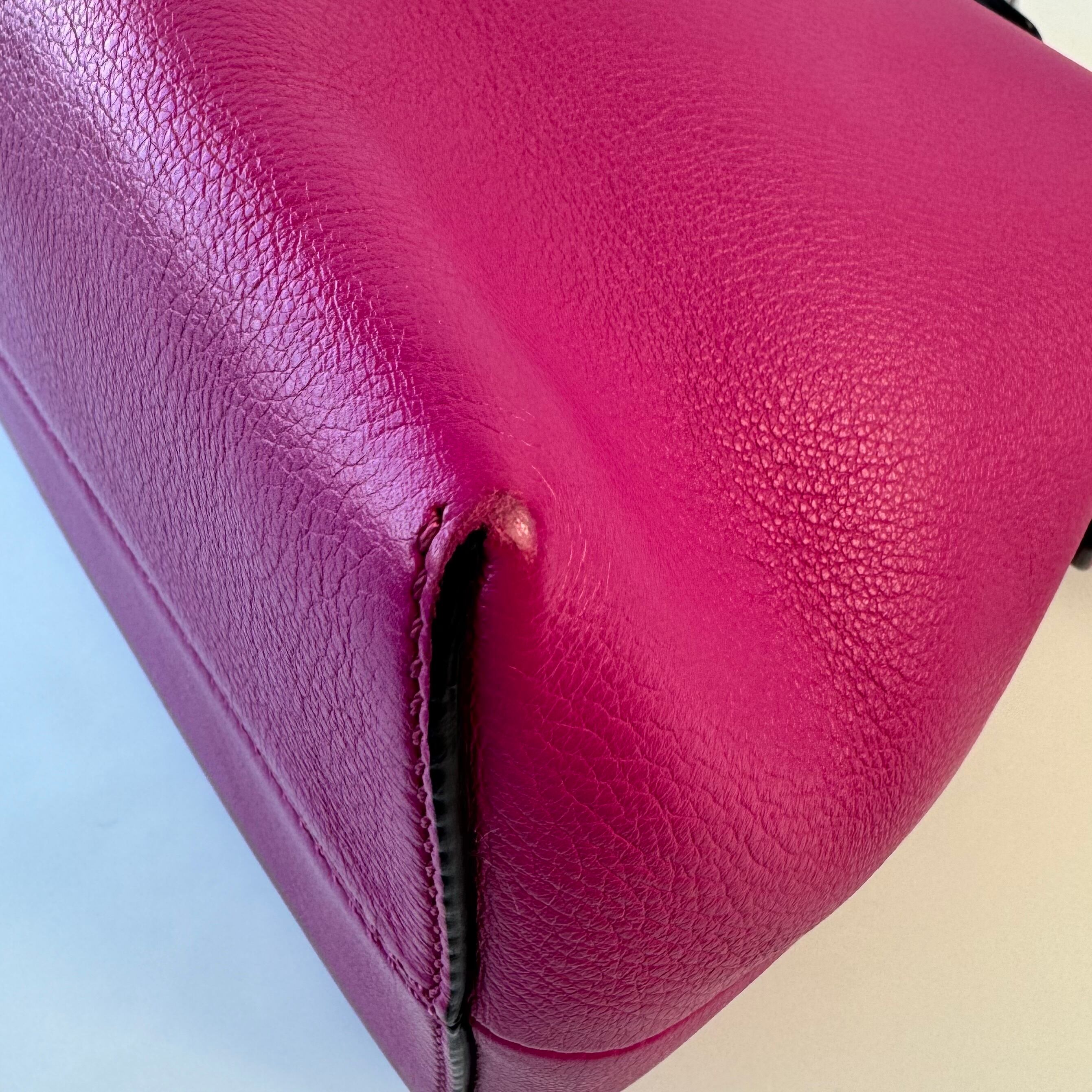 【美品】フェンディ　バイザウェイ　ハンドバッグ　ミディアム　2WAY パープル