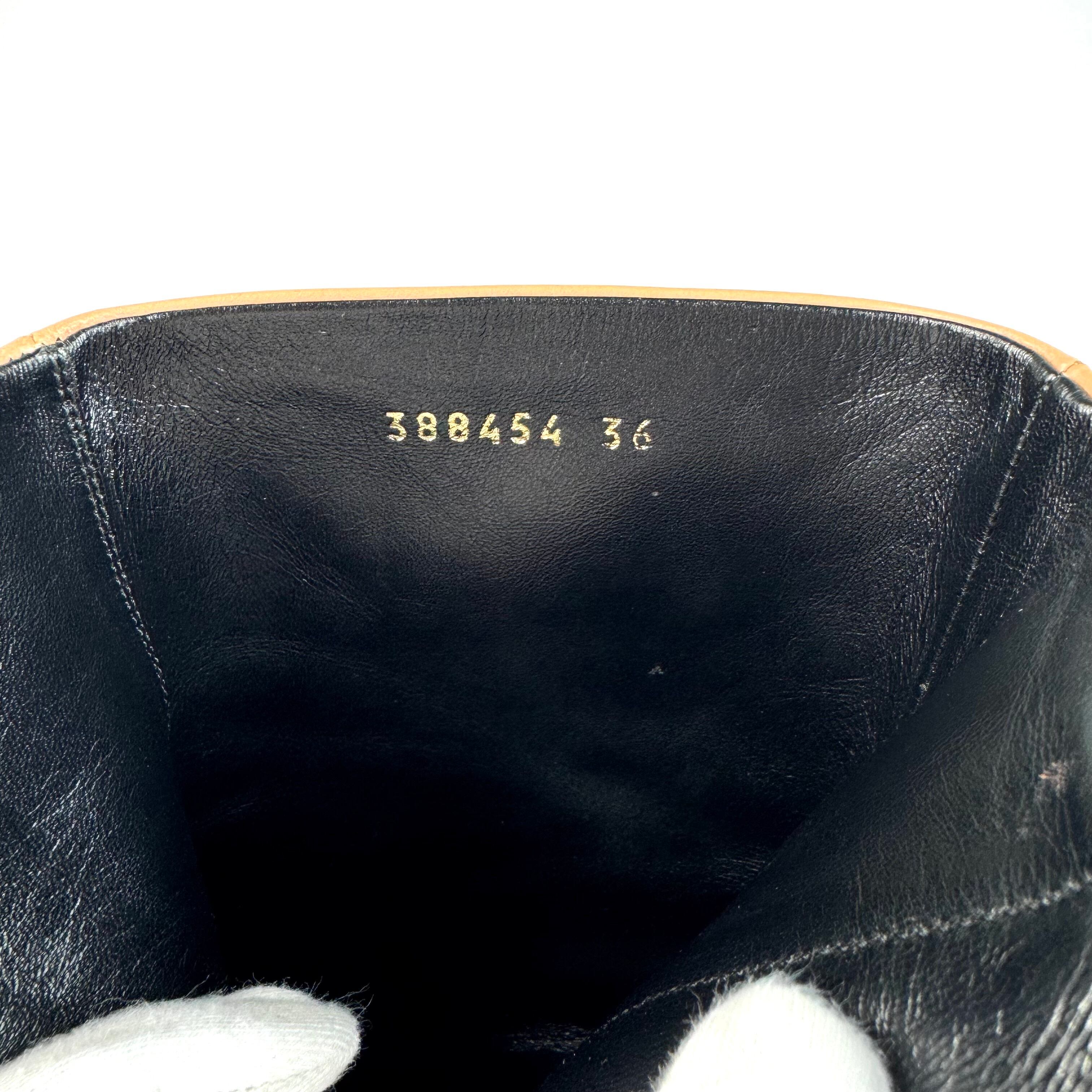 グッチ　ショートブーツ　インターロッキング　チェーン　ベージュ　23.5cm