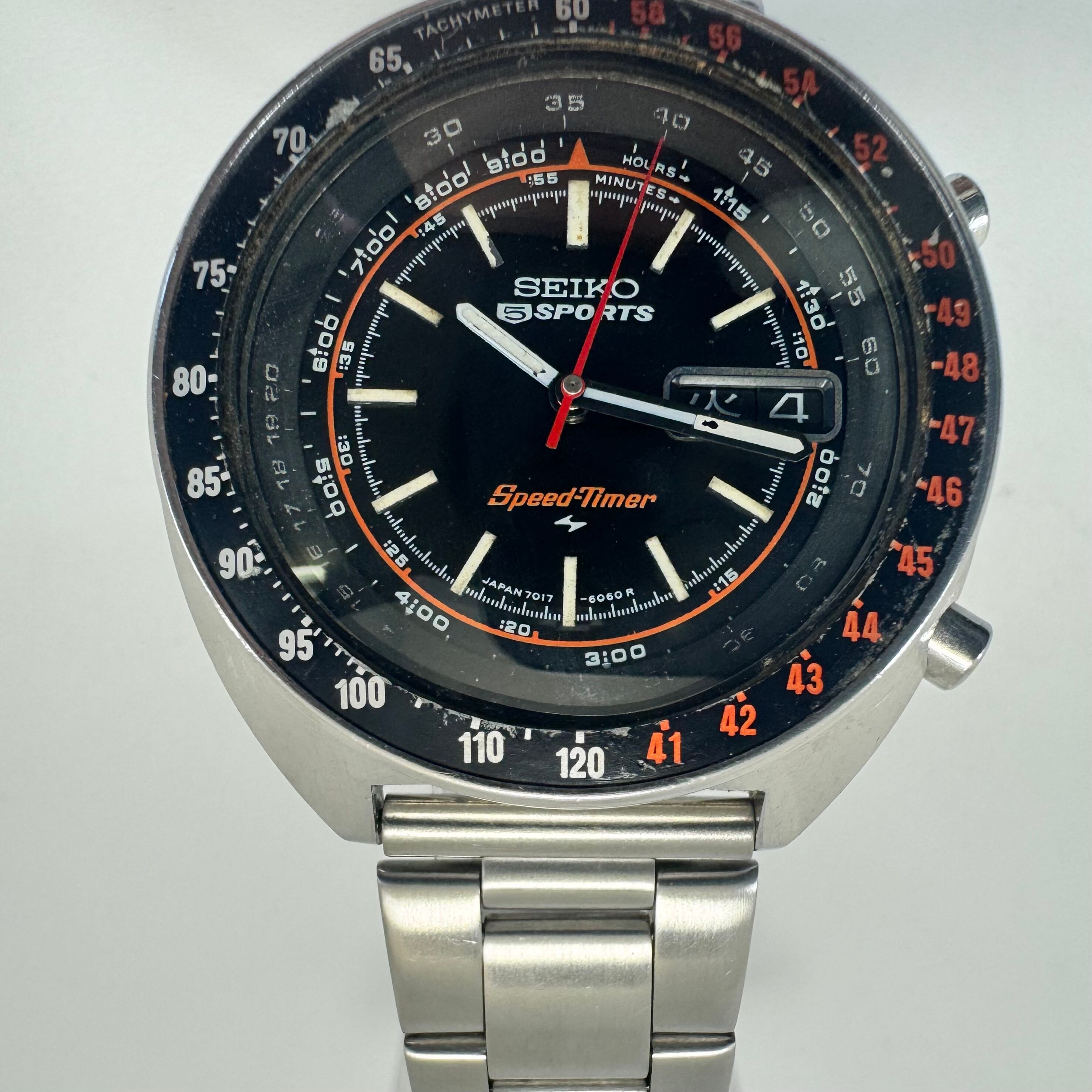 【希少】腕時計 メンズ セイコー 5スポーツ スピードタイマー ラリーメーター 7017-6050 自動巻 黒 デイデイト表示（日本語・英語） クロノグラフ 1971年製 ヴィンテージ 社外ベルト