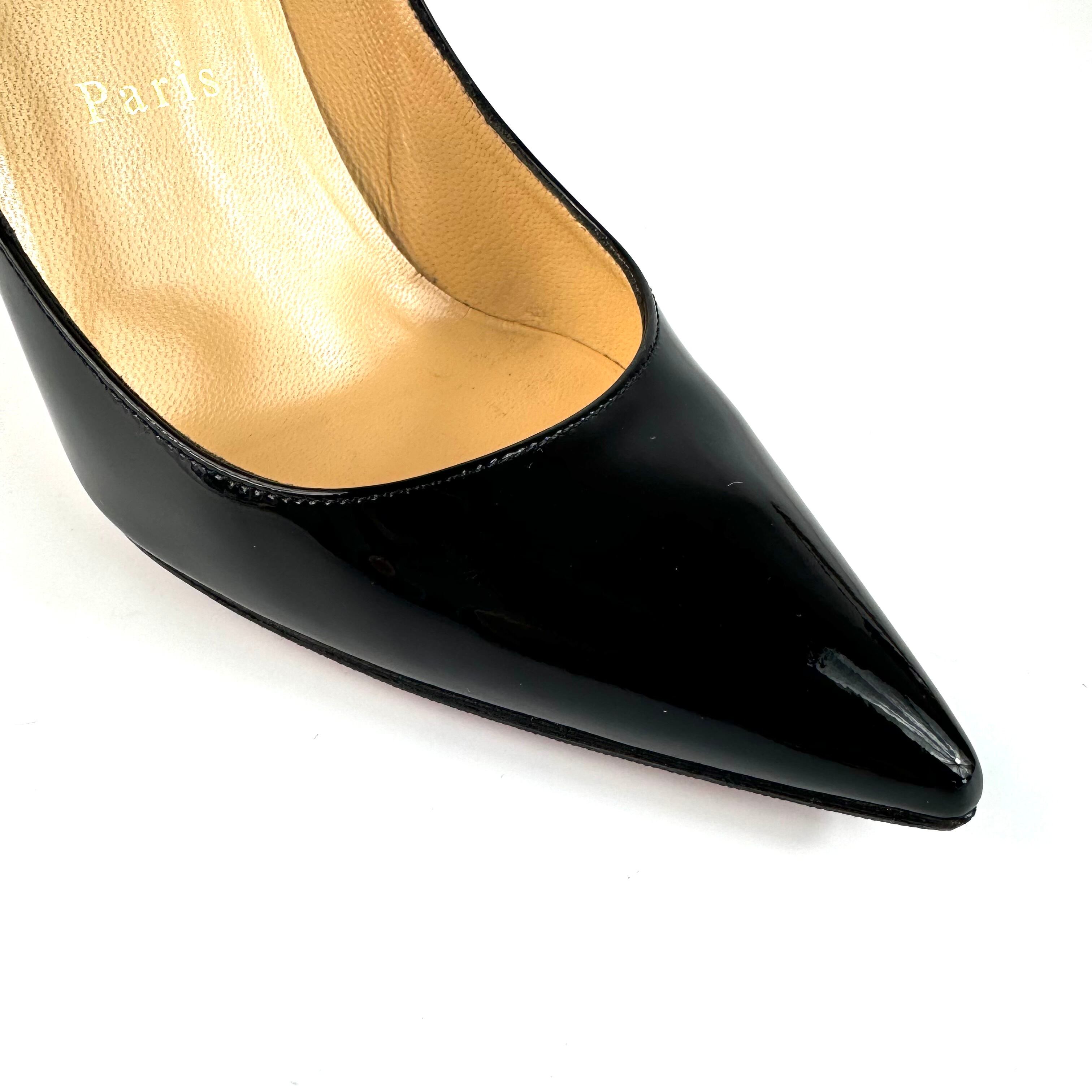 【美品】クリスチャンルブタン　パンプス　パテント　ポインテッドトゥ　黒