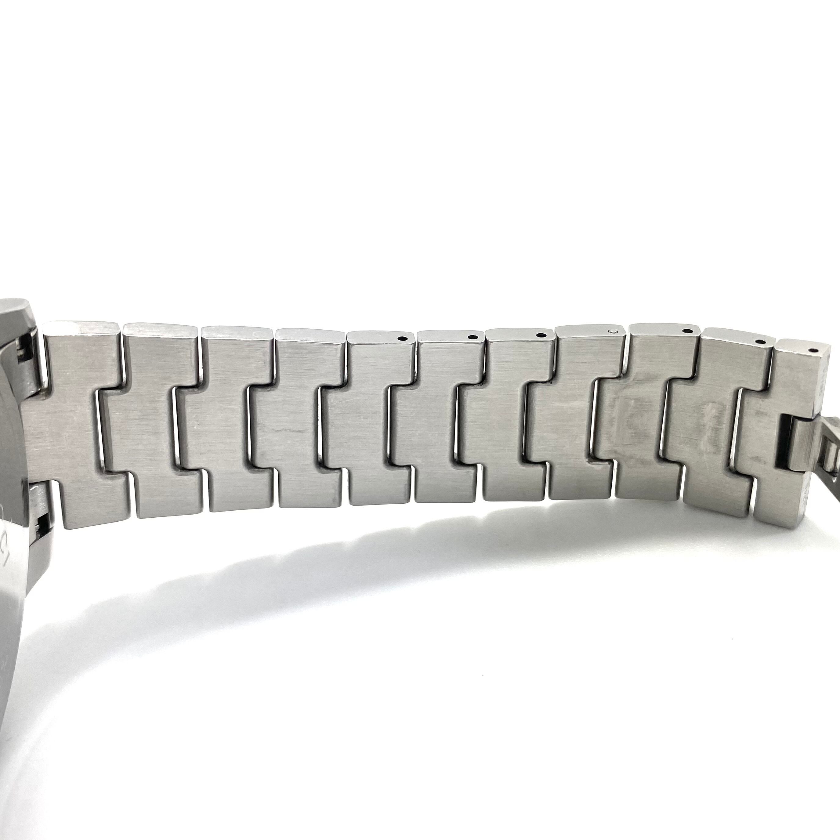 中古 腕時計 メンズ グッチ GUCCI Gタイムレス スポーツ YA126253 126.2 クォーツ ネイビー シェリーライン デイト表示 10気圧防水