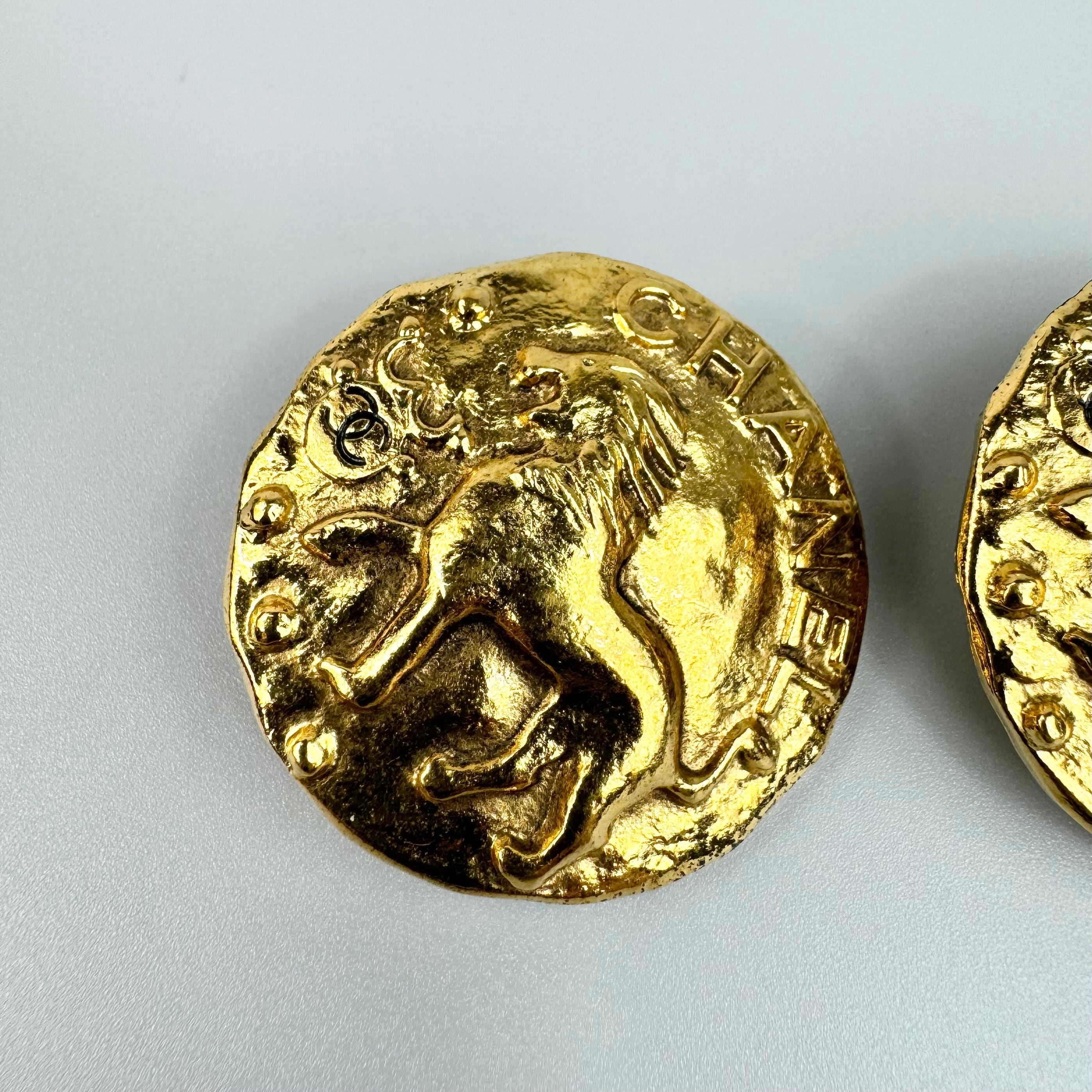 【希少】シャネル　イヤリング　ココマーク　ライオン　ヴィンテージ　ゴールド