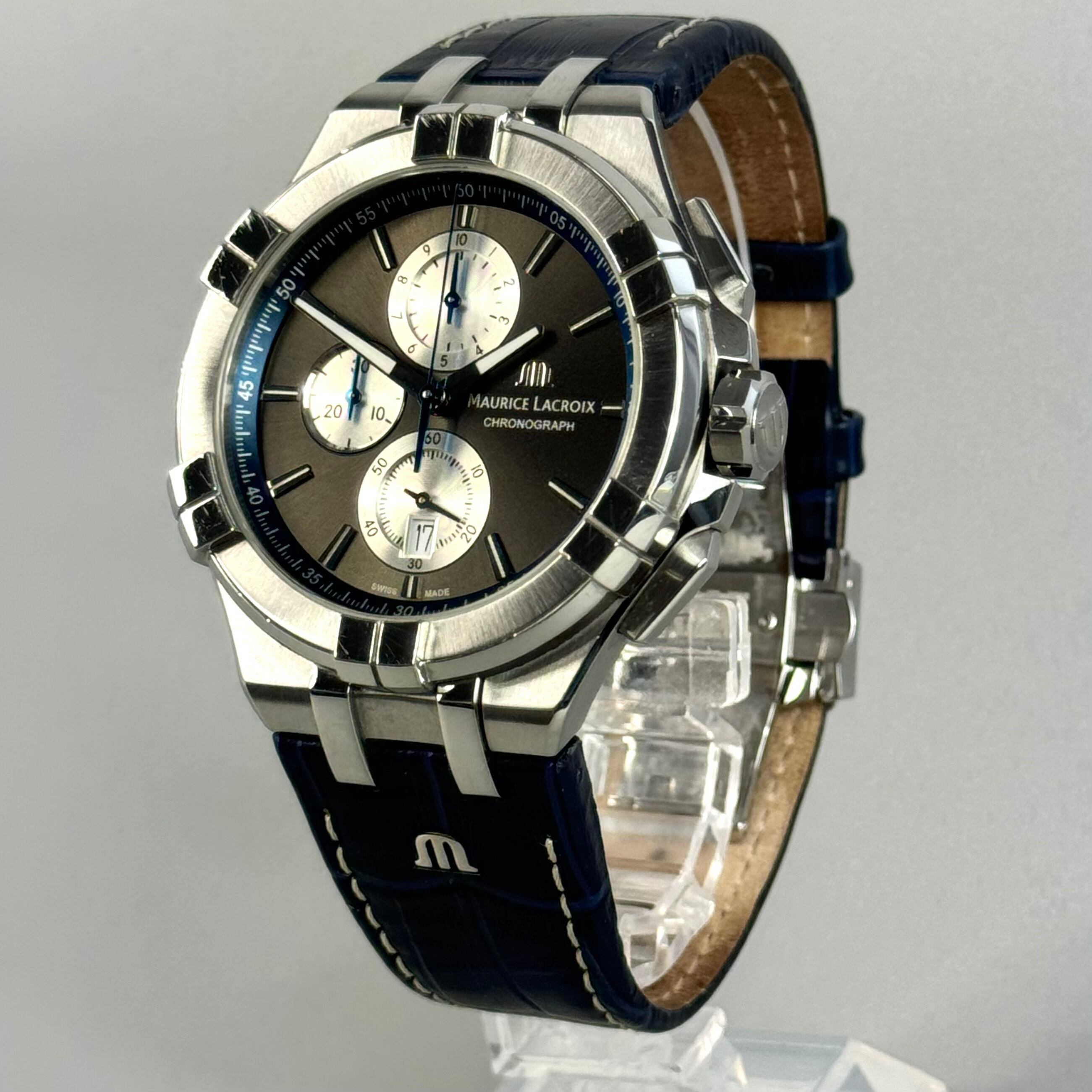 モーリスラクロア　MAURICE LACROIX　アイコン　AI1018　クォーツ　クロノグラフ　シルバー　革ベルト　デイト表示