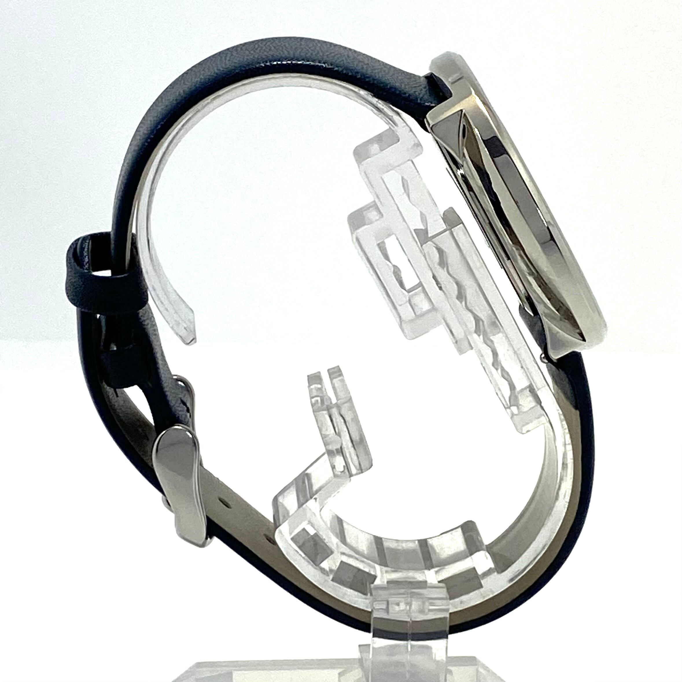 【未使用】ヴェアホイ　VEJRHOJ　クォーツ　木目　2針　革ベルト