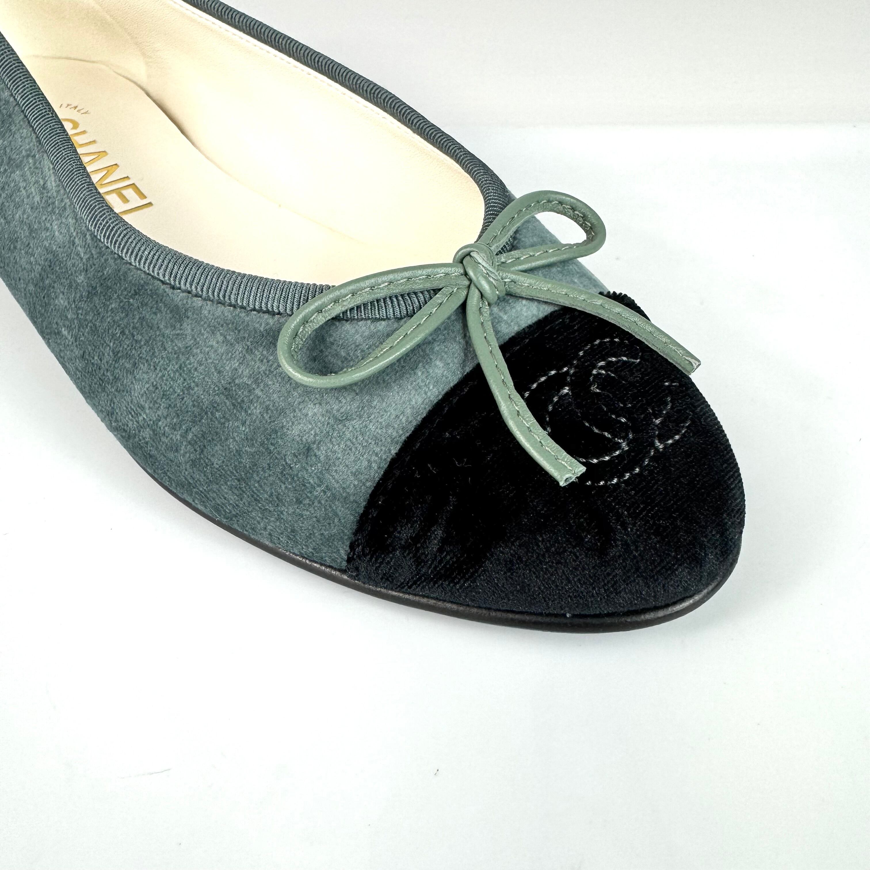 シャネル　CHANEL　リボンバレエシューズ　ココマーク　スエード　くすみブルー　23cm　351/2C