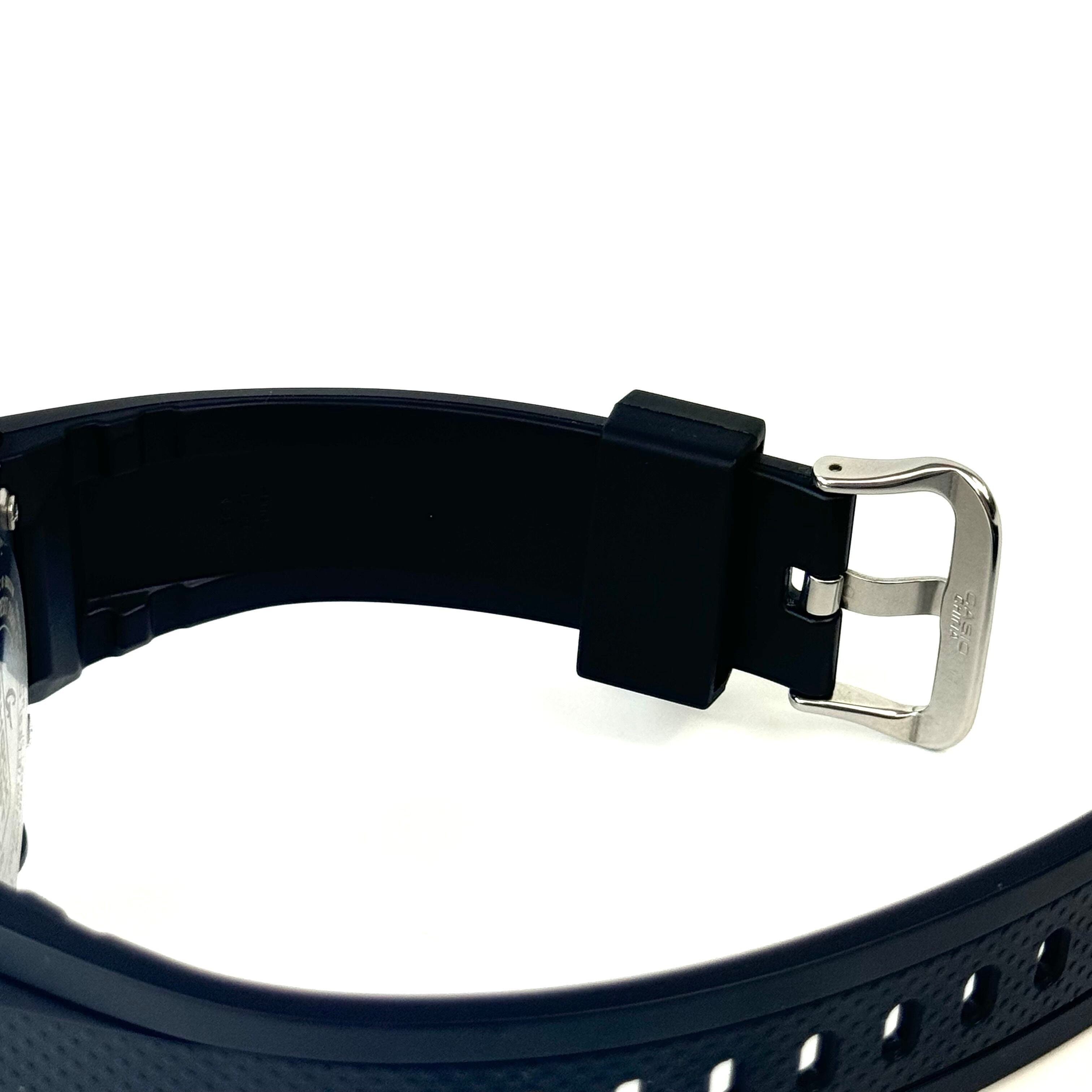 【美品】カシオ　CASIO　ジーショック　G-SHOCK　ジースチール　G?STEEL　GST-B100-1AJF　タフソーラー　クロノグラフ　デイト表示 　Bluetooth　黒　樹脂ベルト