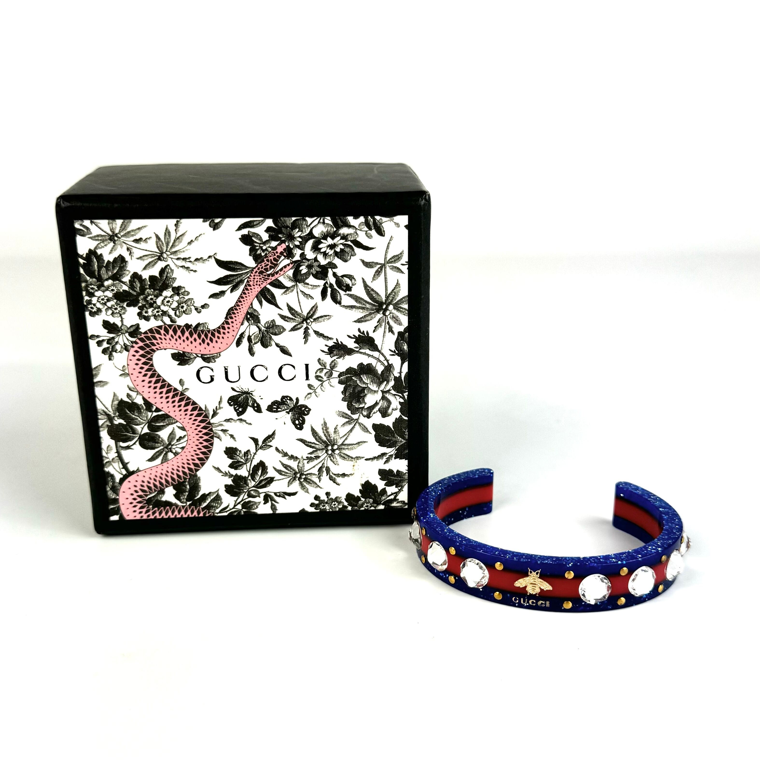 【美品】グッチ　バングル　ビー　エナメル×レジン×クリスタル　青　赤