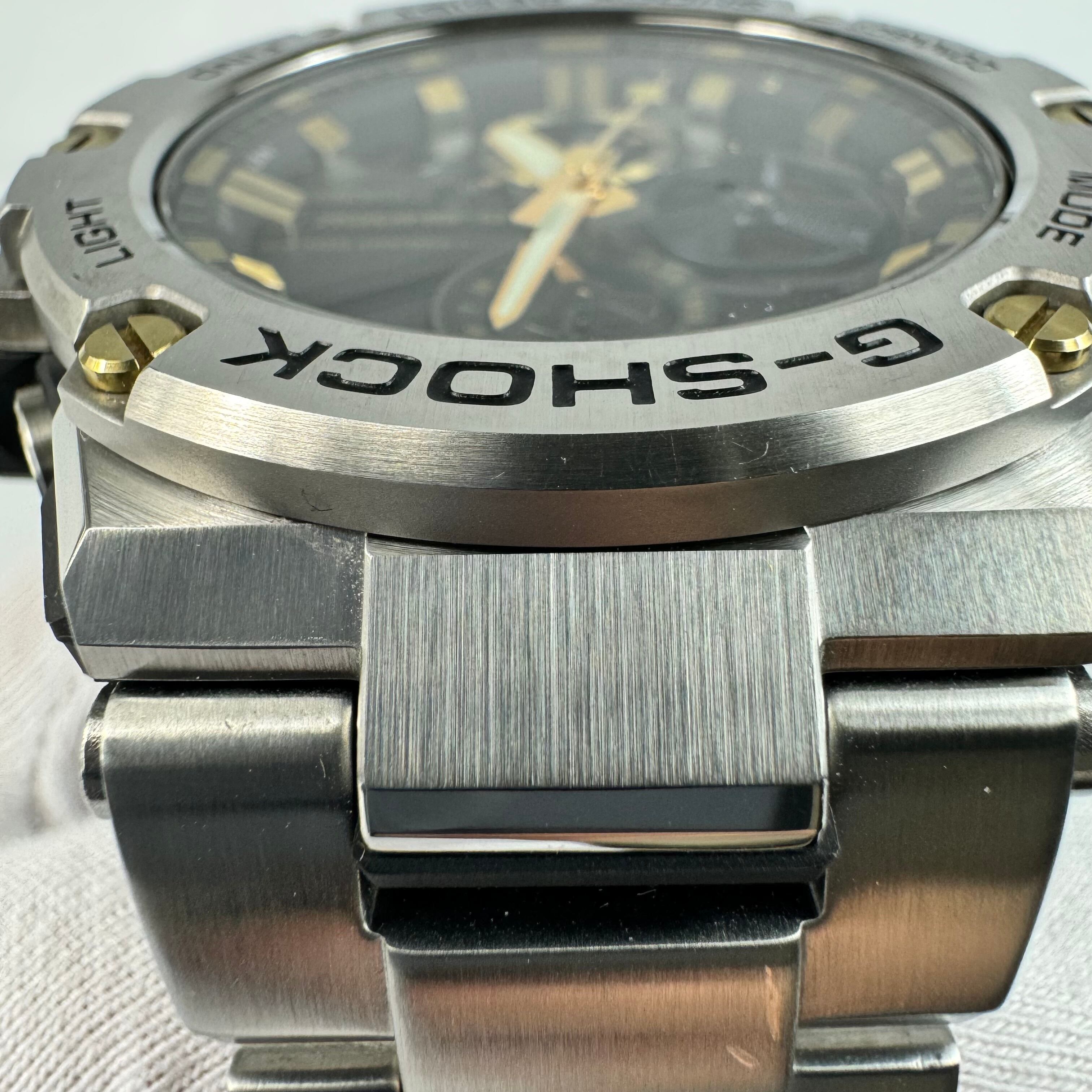 【美品】カシオ　CASIO　ジーショック　G-SHOCK　ジースチール　G?STEEL　GST-B100D-1A9JF　タフソーラー　デイト表示　スマホリンク　黒