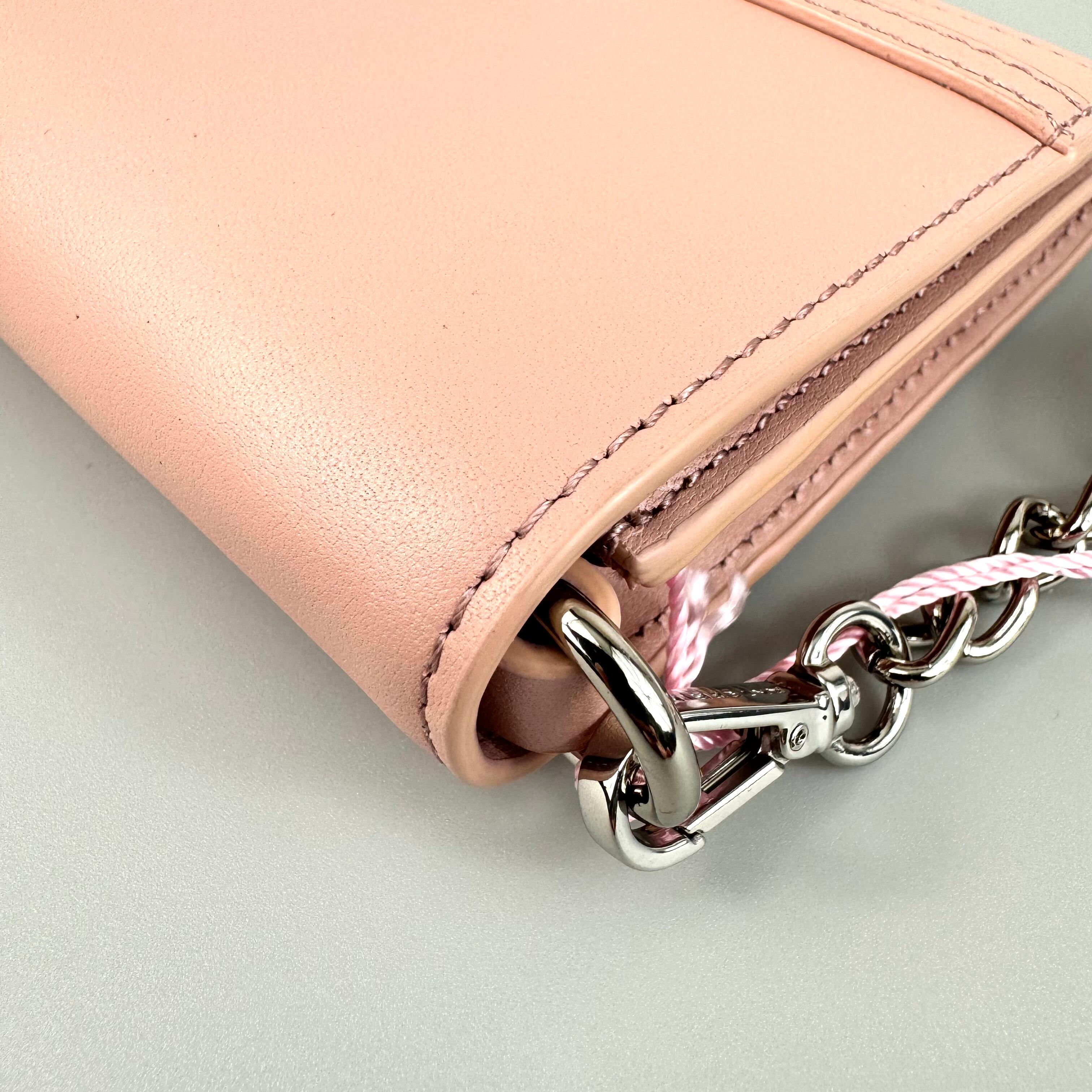 【ほぼ未使用】アンテプリマミスト　チェーンウォレット　財布　レザー　ライトピンク