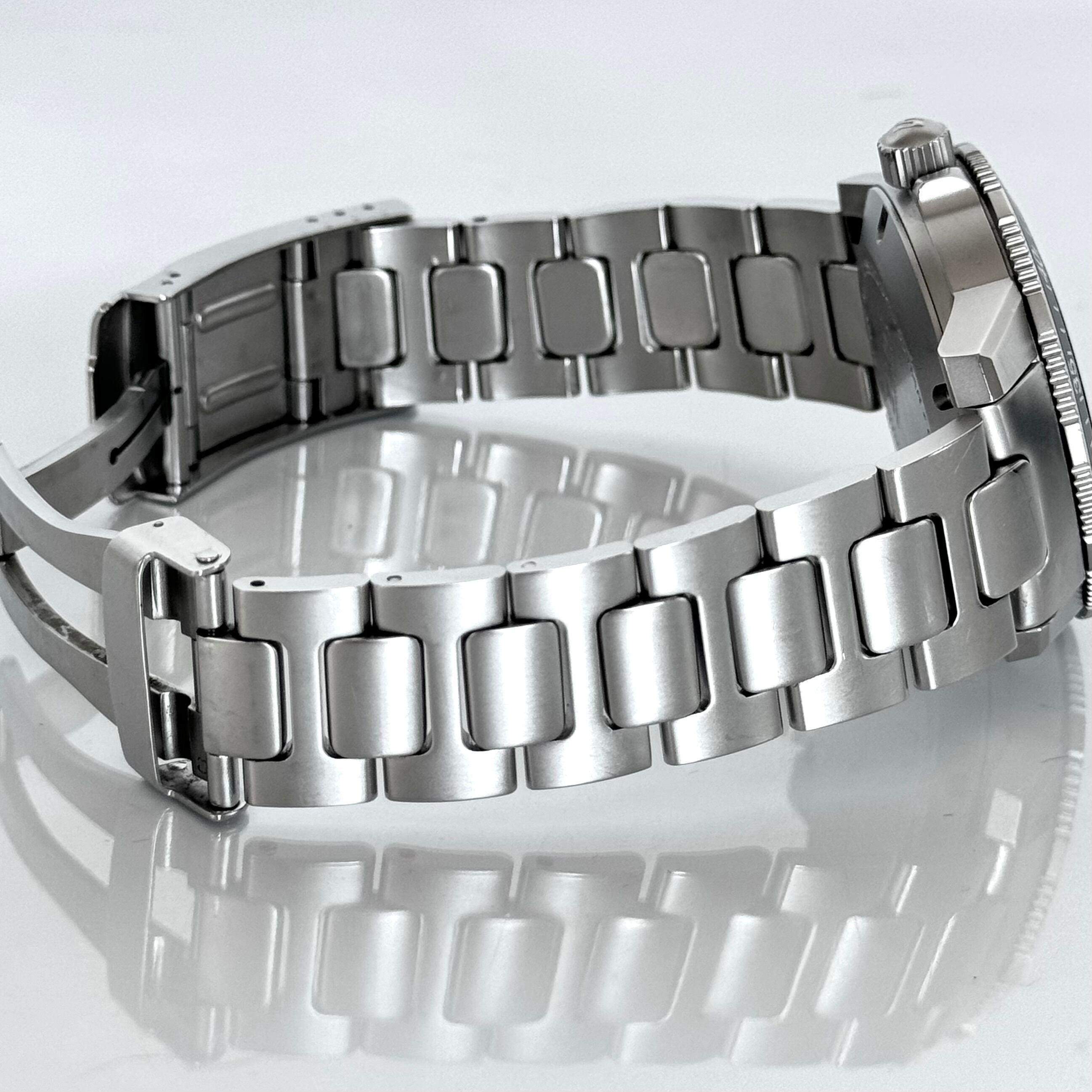 【希少】ジン　Sinn　EZM3　603.EZM3　603.4522　自動巻　デイト表示　黒