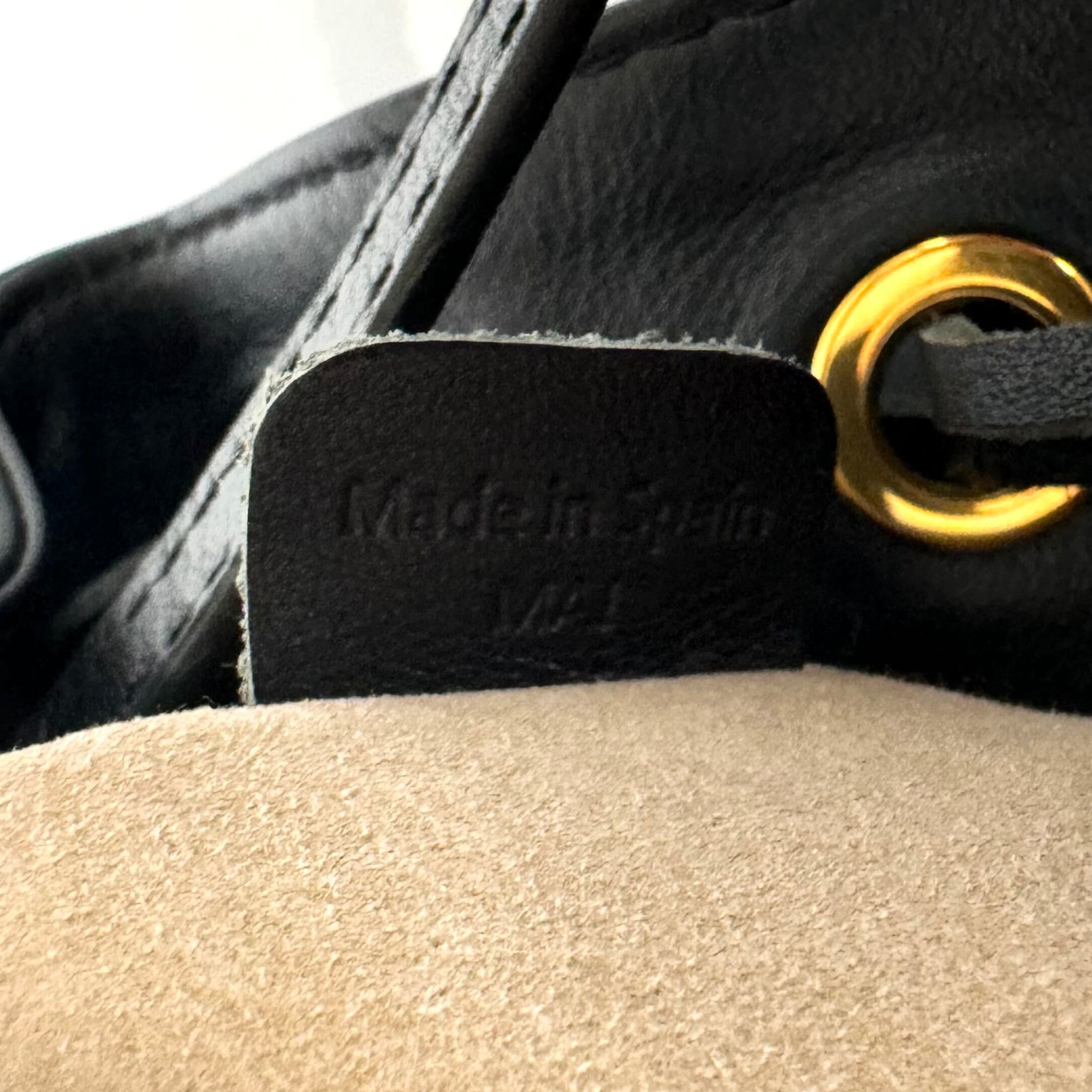 J＆M デビットソン　カーニバル　ミディアム　2WAYバッグ　ショルダーバッグ　ハンドバッグ　フリンジ　レザー　黒