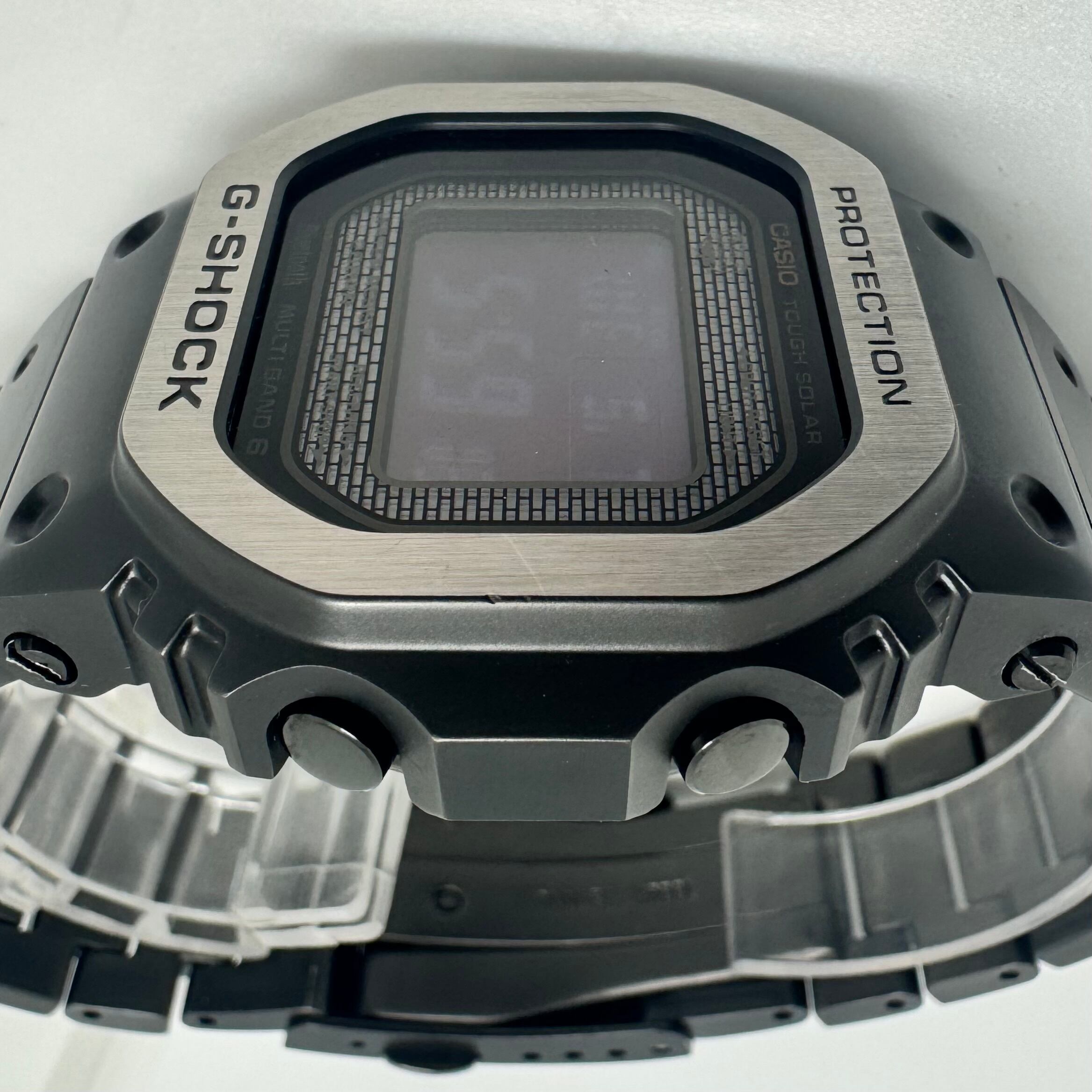カシオ　ジーショック　G-SHOCK　GMW-B5000MB-1JF　フルメタル　電波ソーラー　モバイルリンク　スクエア　デジタル